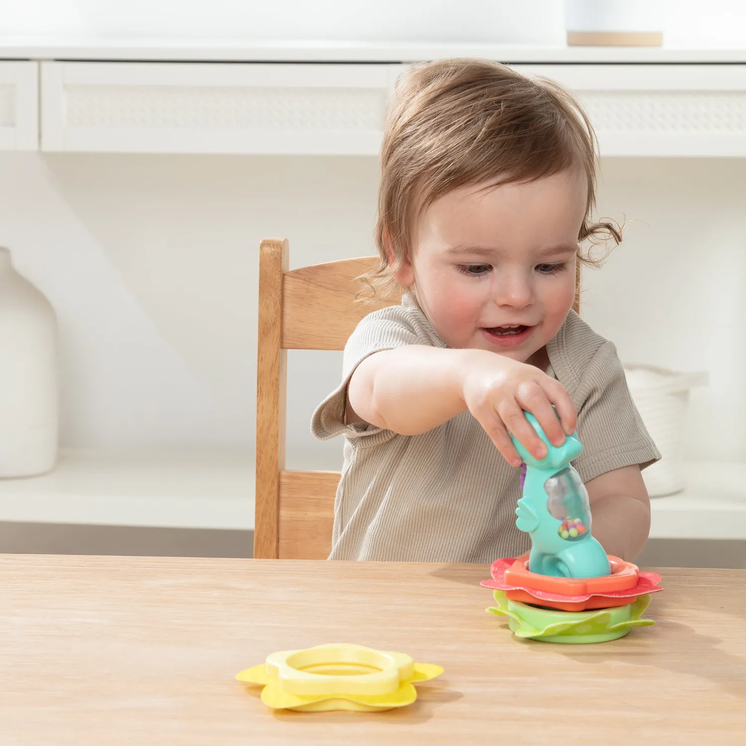 Melissa & Doug Ocean Waves Seahorse Steckspiel Baby ab Geburt