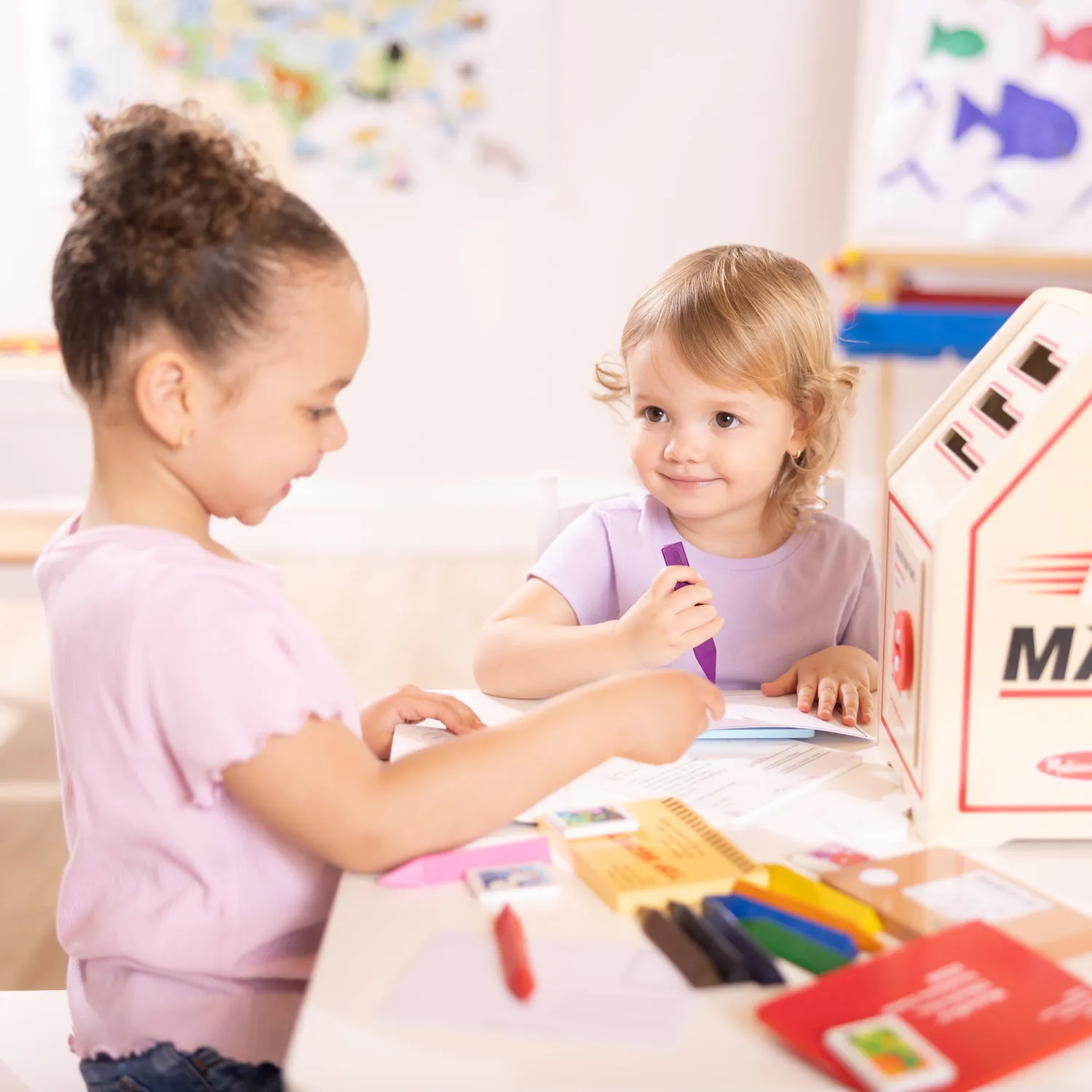 Melissa & Doug Stamp and Sort Mailbox Briefkasten Holz Set