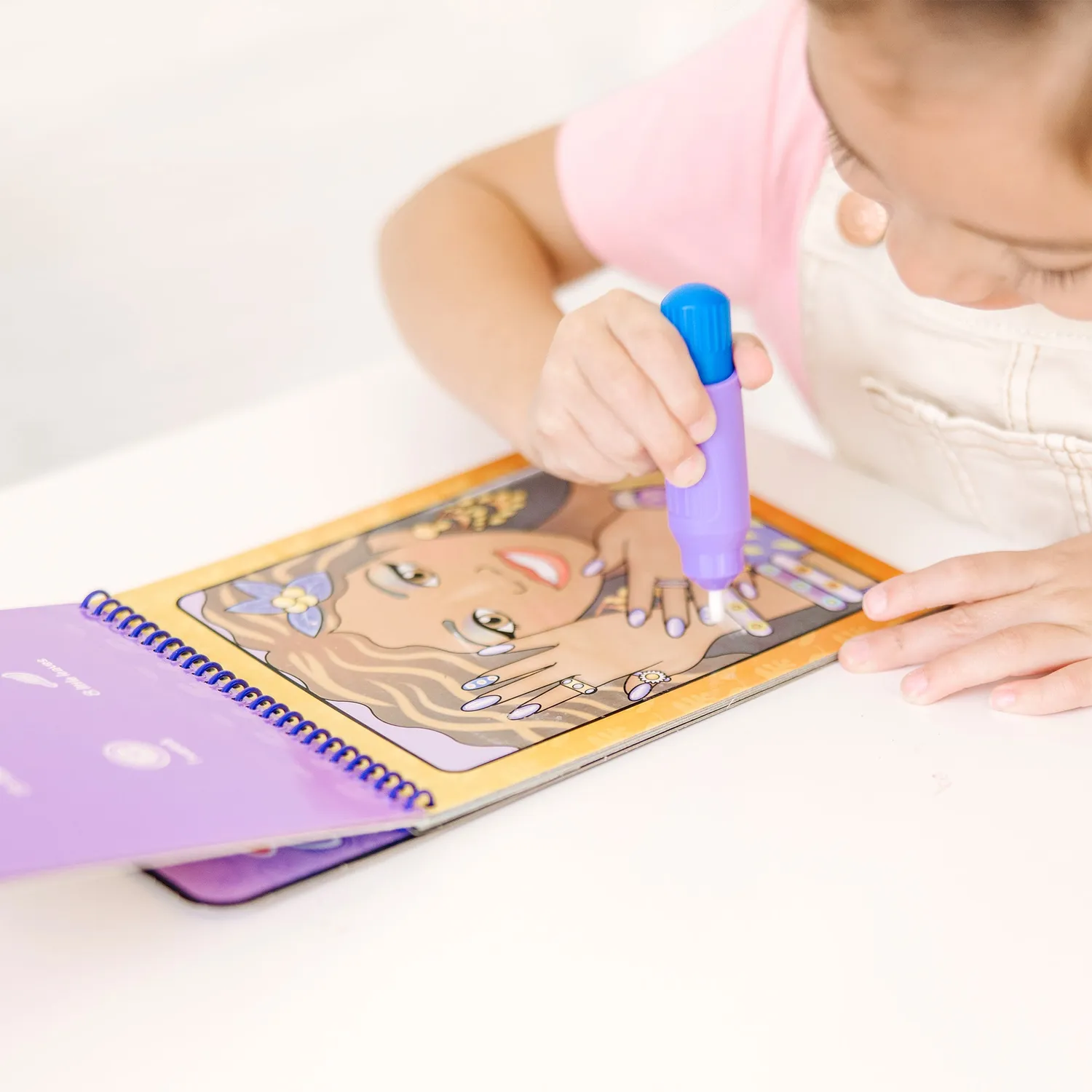 Melissa & Doug Water Wow! Makeup & Manicures Wassermalbuch wiederverwendbar