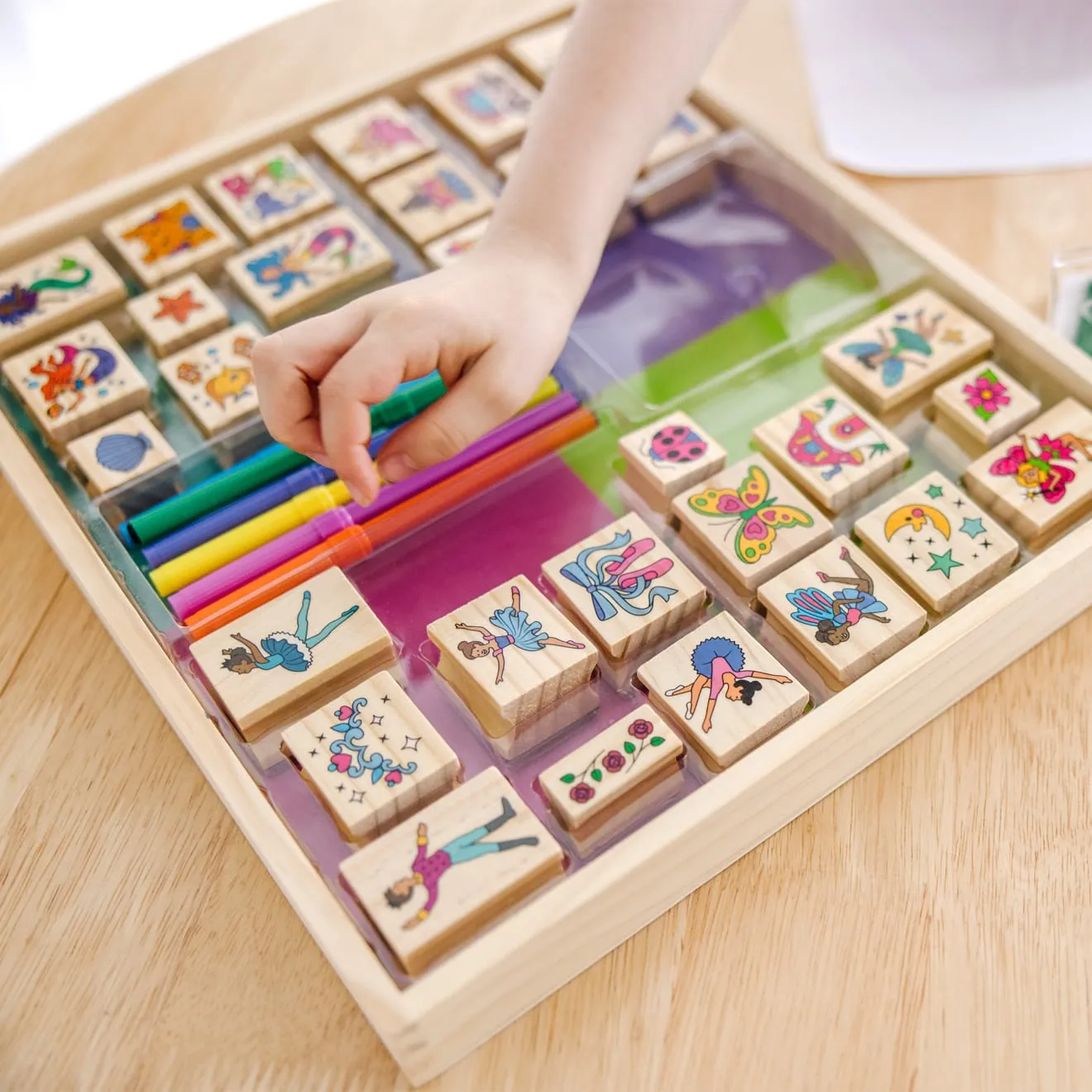 Melissa & Doug Deluxe Fairy Tale Holzstempel Set 38-teilig Märchen