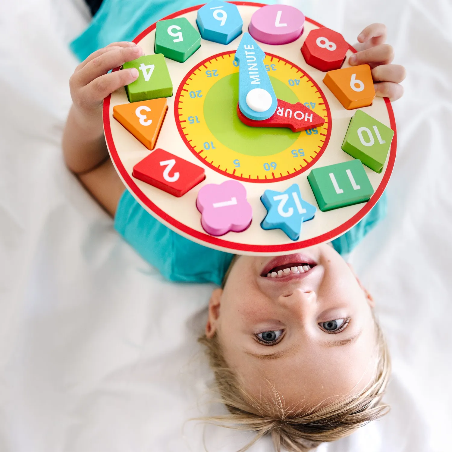 Melissa & Doug Shape Sorting Clock Lernuhr Holz Farben