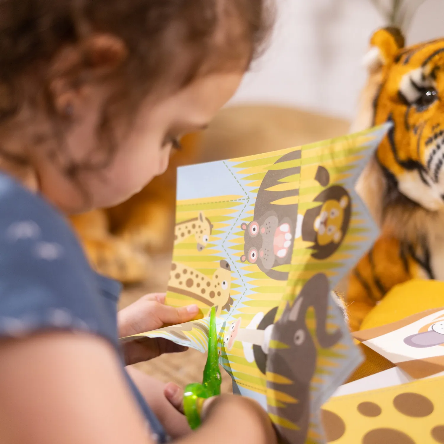 Melissa & Doug Safari Scissor Skills Scherenspiel mit Schere