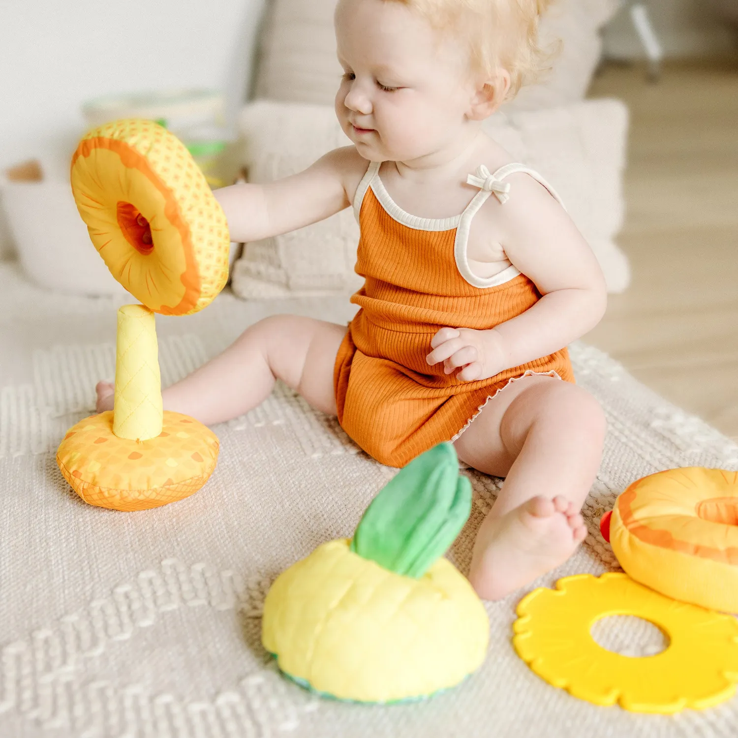 Melissa & Doug Pineapple Stapelturm Baby Ananas weich