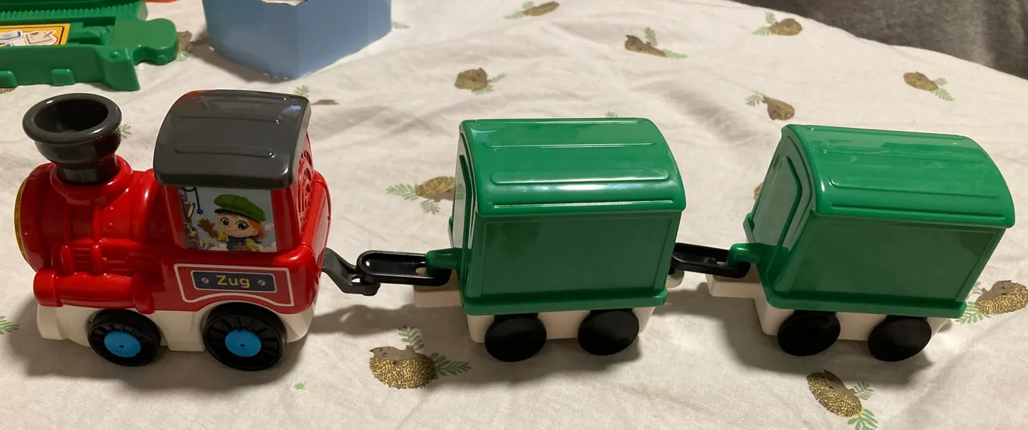 VTech Tut Tut Baby Flitzer Bahnhof Spielset mit Zug + Waggons