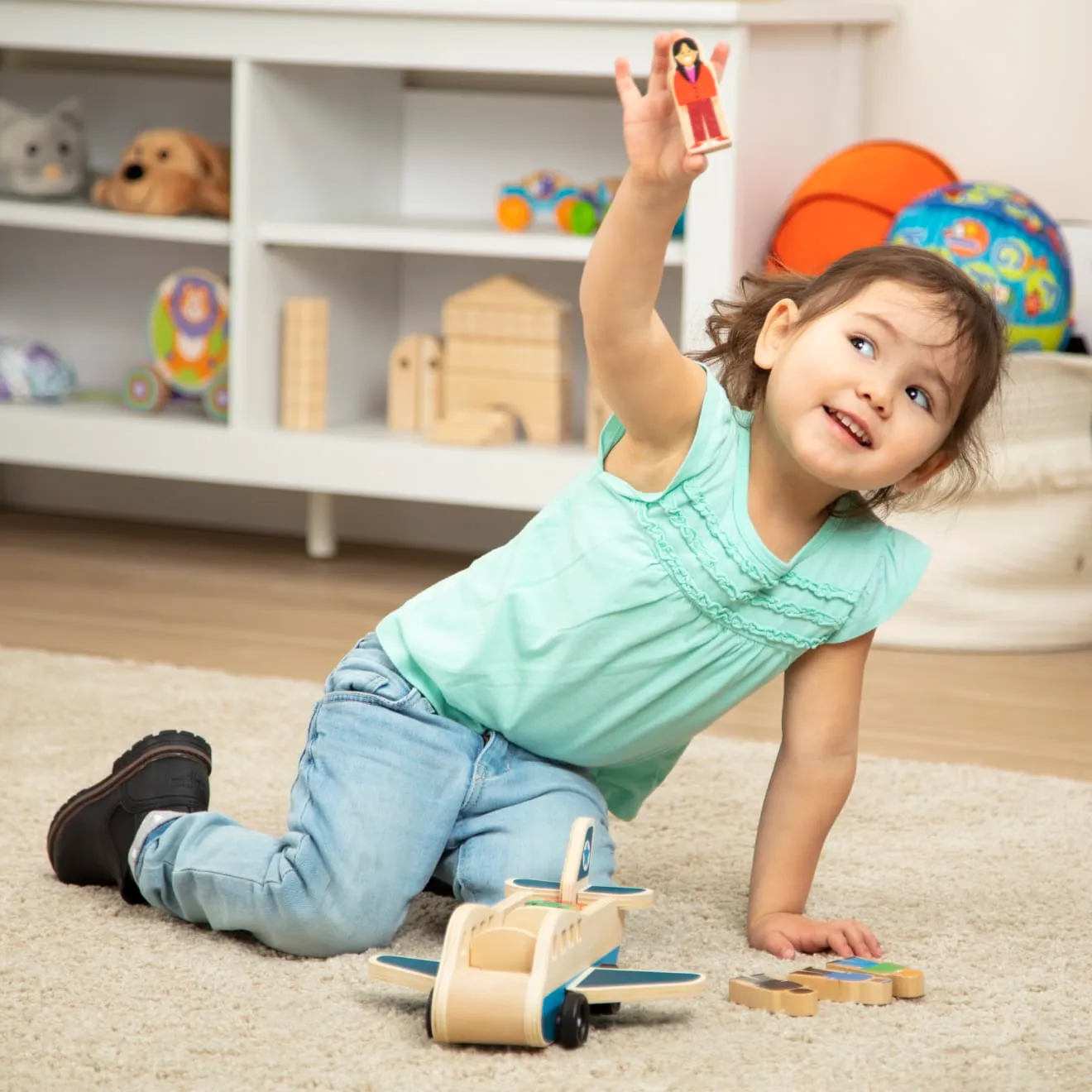 Melissa & Doug Wooden Airplane Holzflugzeug mit Figuren