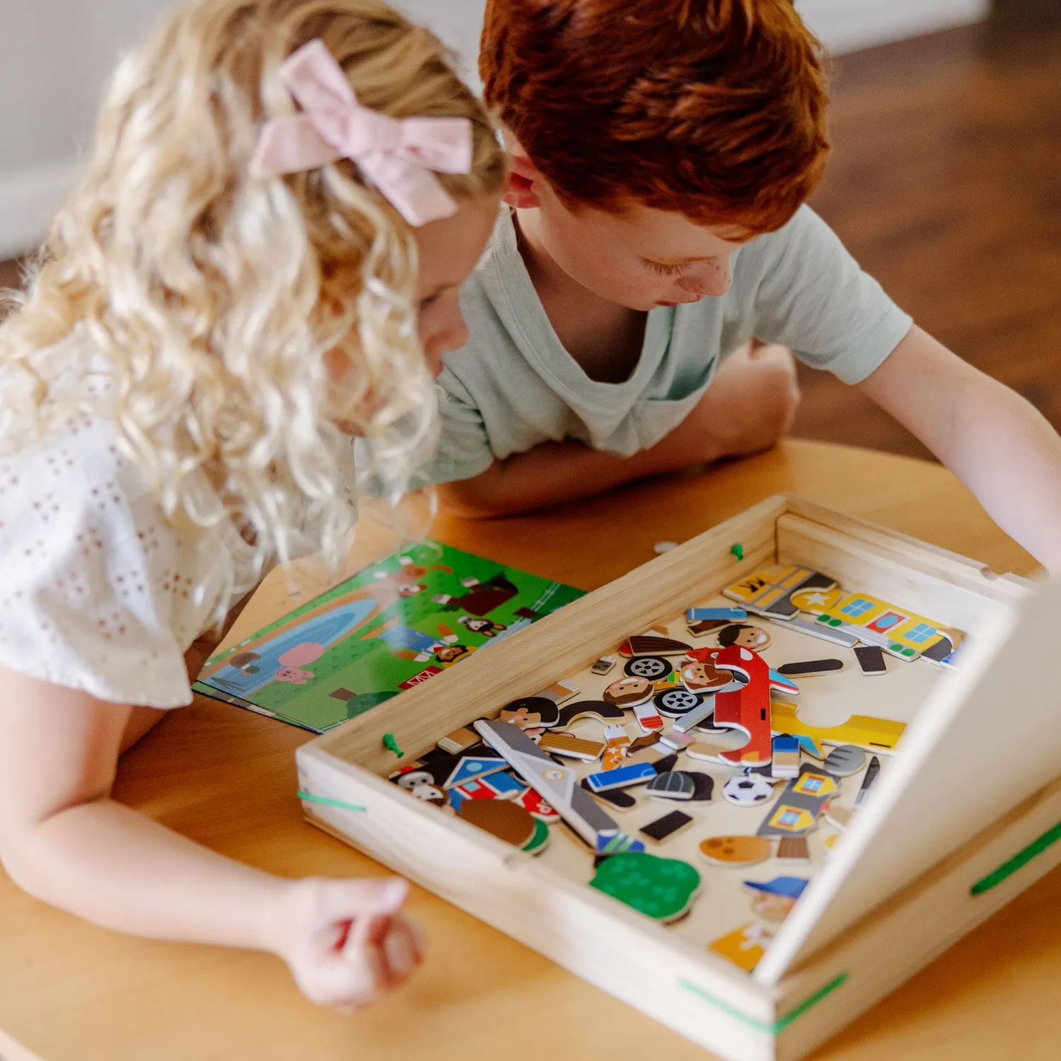 Melissa & Doug Magnetic Matching Magnetspiel 119-tlg