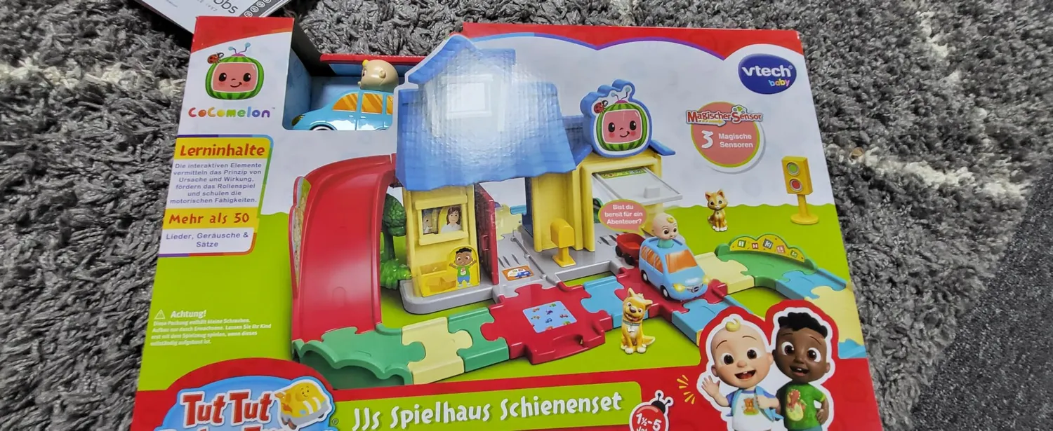 VTech Tut Tut Baby Flitzer Cocomelon JJs Spielhaus Schienenset