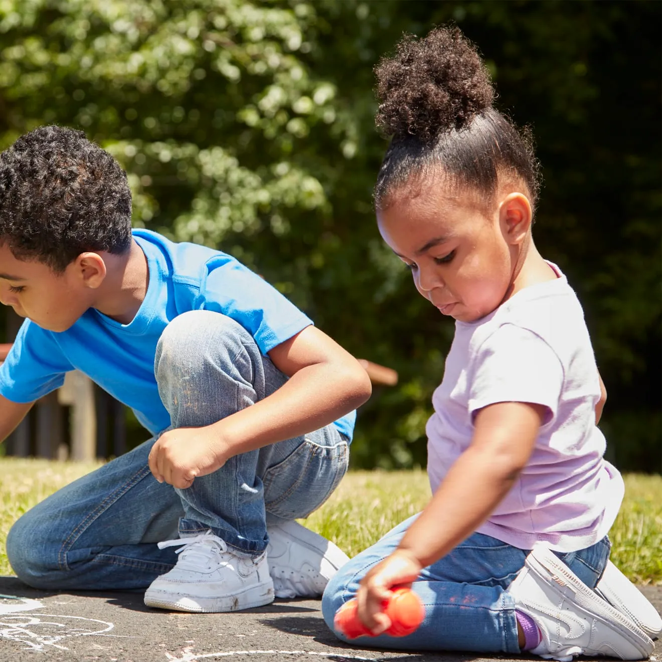 Melissa & Doug My First Sidewalk Chalk Set Straßenkreide 4 Farben mit Halter