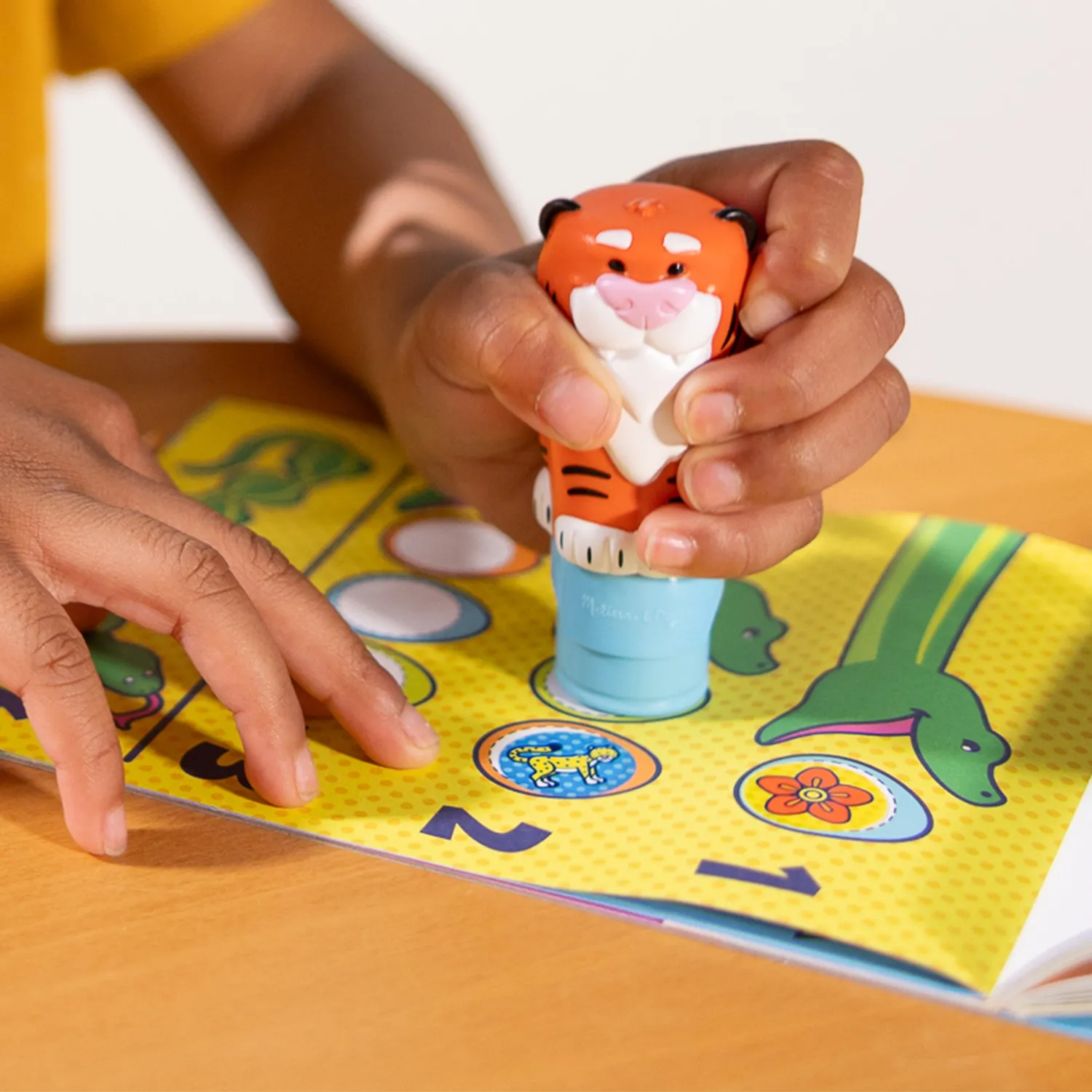 Melissa & Doug Sticker WOW Tiger Stickerheft 24 Seiten 300 Sticker