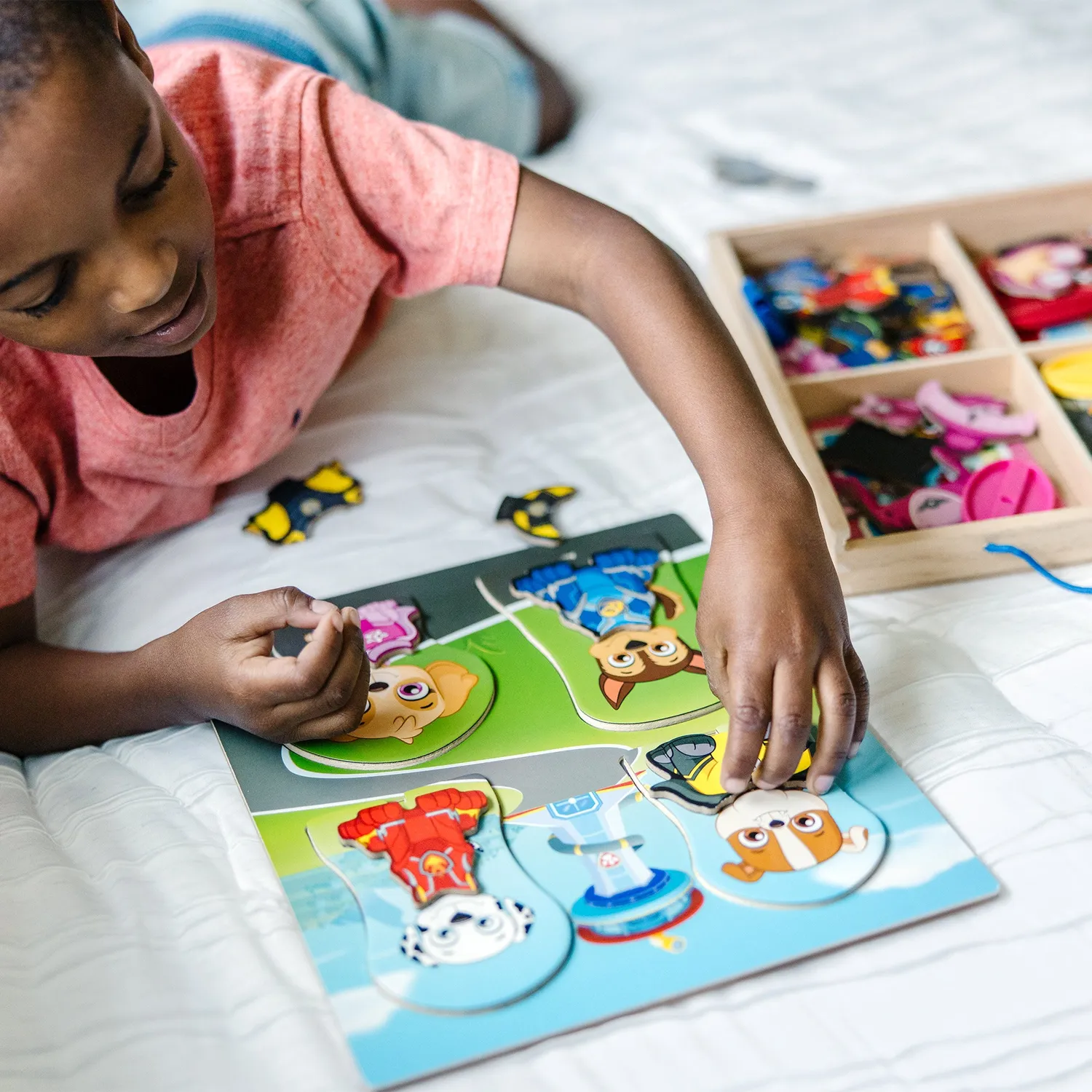 Melissa & Doug PAW Patrol Magnetspiel Anziehpuppen Holz