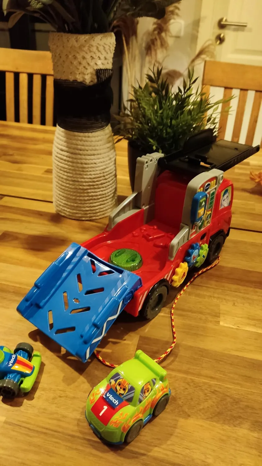 VTech Baby Autotransporter Abschleppwagen mit 2 Autos