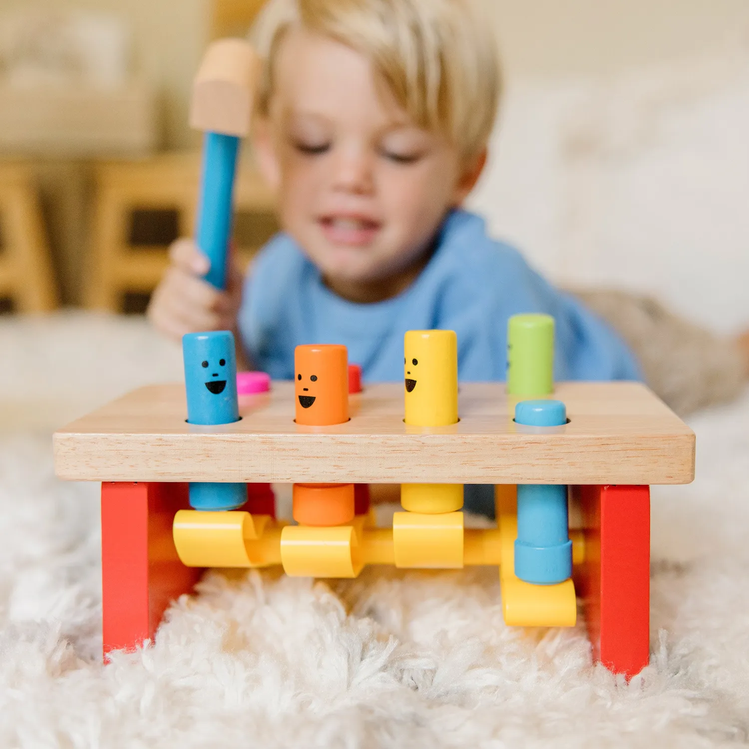 Melissa & Doug Deluxe Pounding Bench Klopfbank Holz 8 Stifte