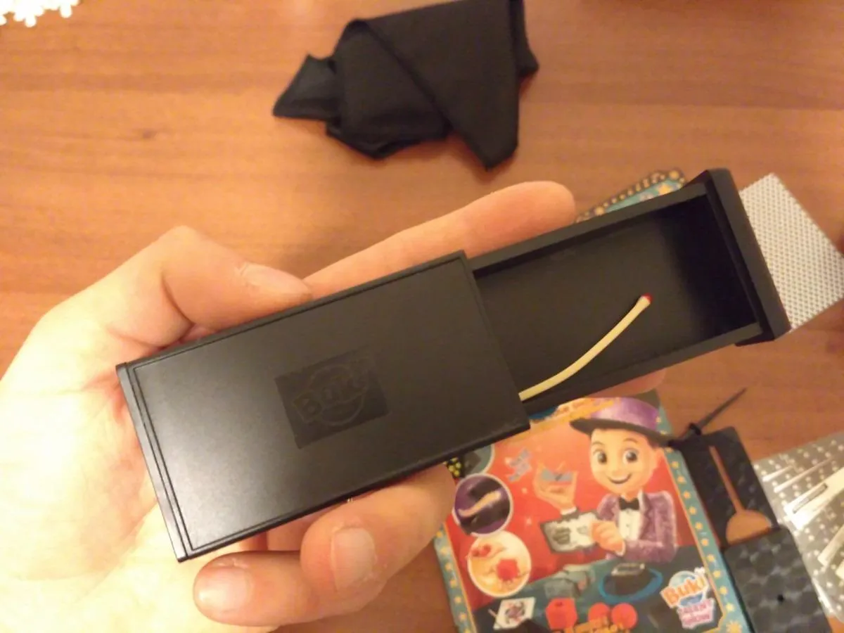 Buki France 6060 My Magic Show Zauberkasten ab 7 Jahren