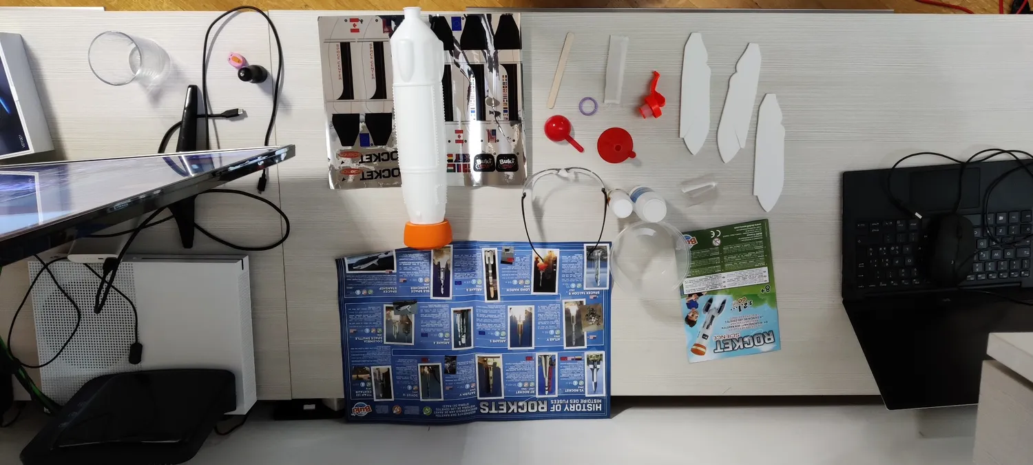 Buki France 2166 Space Rocket Rakete Experiment 15 m ab 8 Jahre
