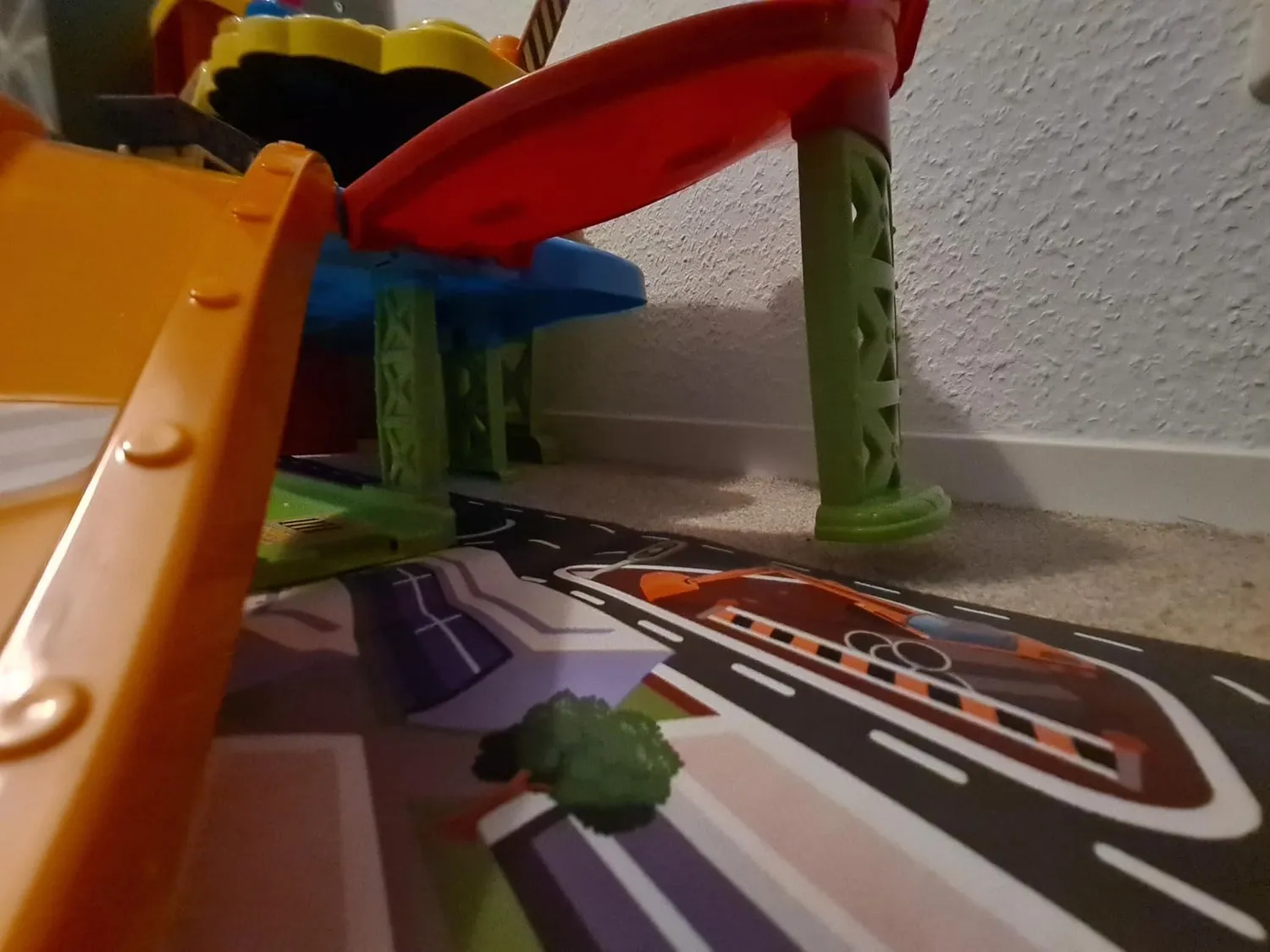 Vtech Tut Tut Baby Flitzer Parkgarage Spielzeug mit Abschleppwagen