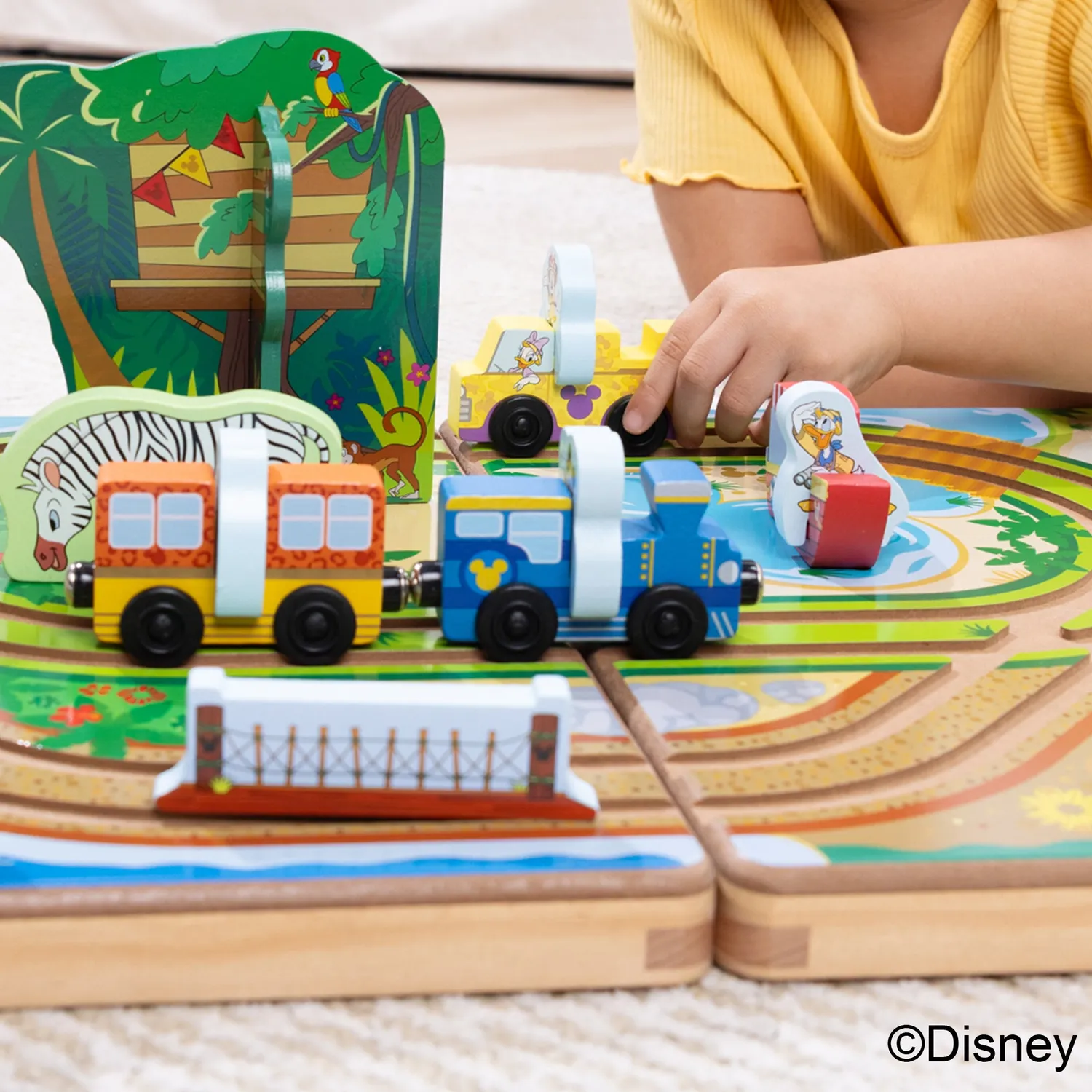 Melissa & Doug Disney Take-Along Safari Holzspielset Koffer