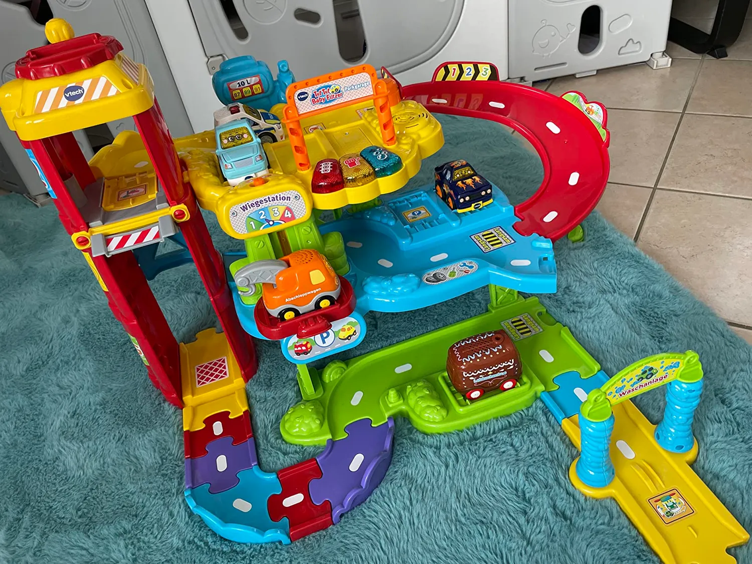Vtech Tut Tut Baby Flitzer Parkgarage Spielzeug mit Abschleppwagen