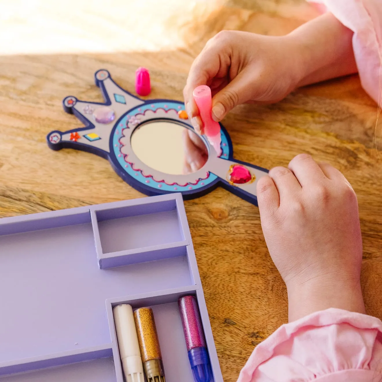 Melissa & Doug Prinzessin Holzspiegel Bastelset zum Verzieren