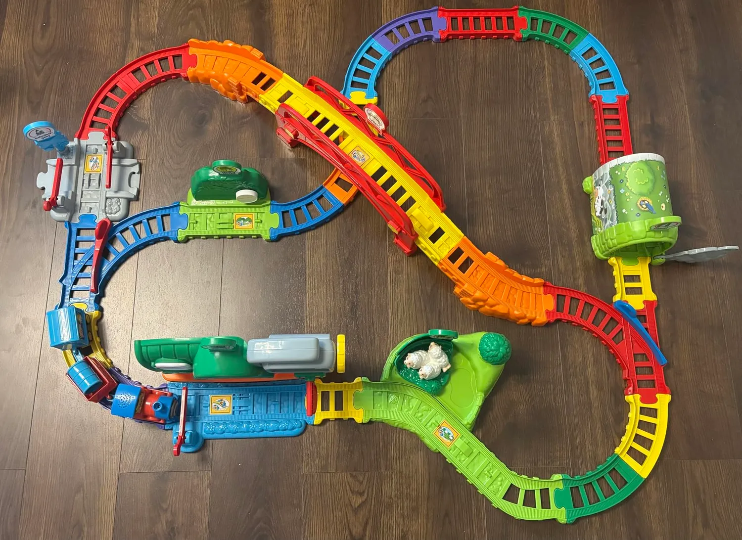 VTech Tut Tut Baby Flitzer Bunter Bahnhof Zug Spielset Motor