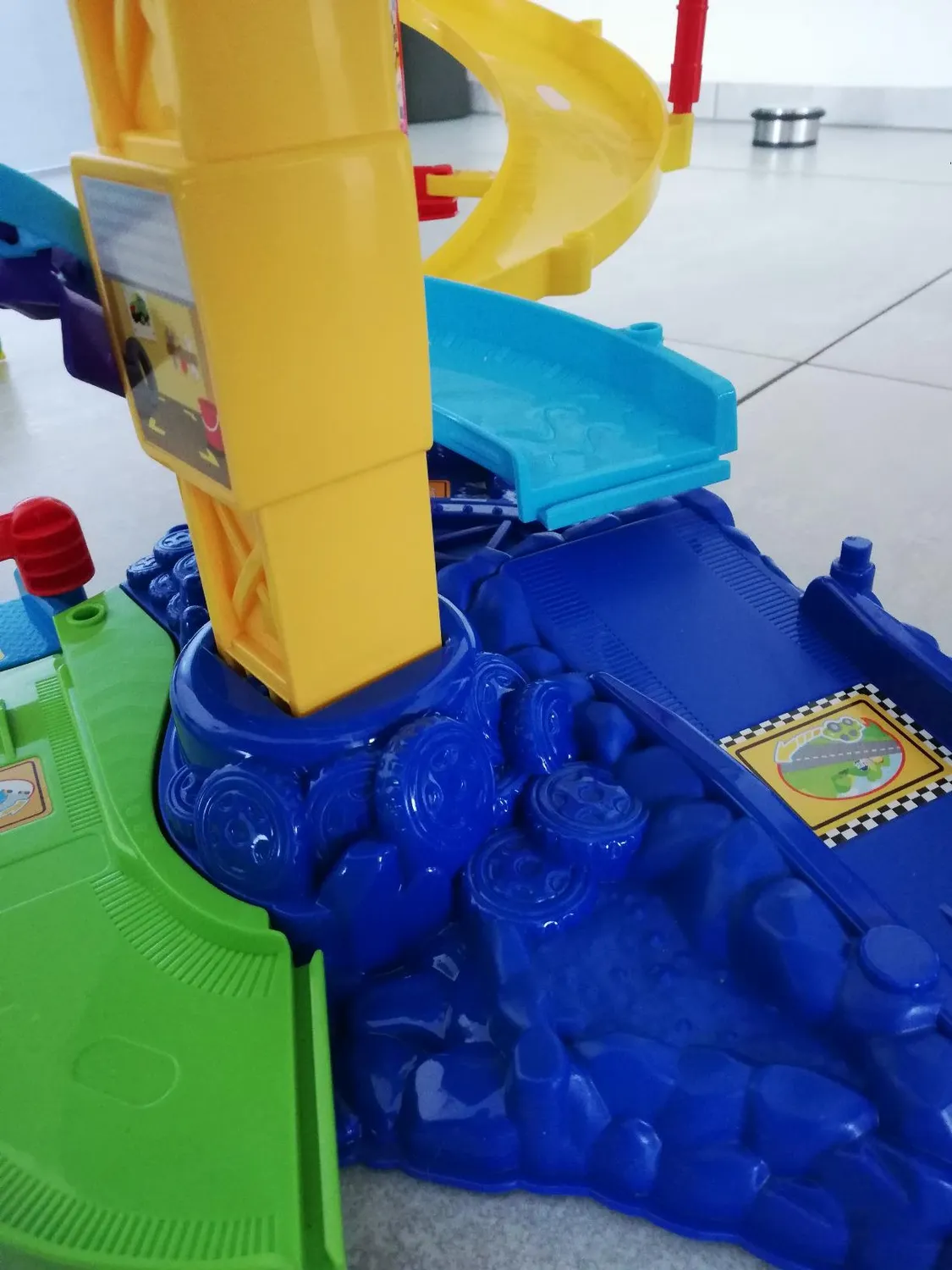 VTech Tut Tut Baby Flitzer 2-in-1 Turboturm Spielset mit Auto