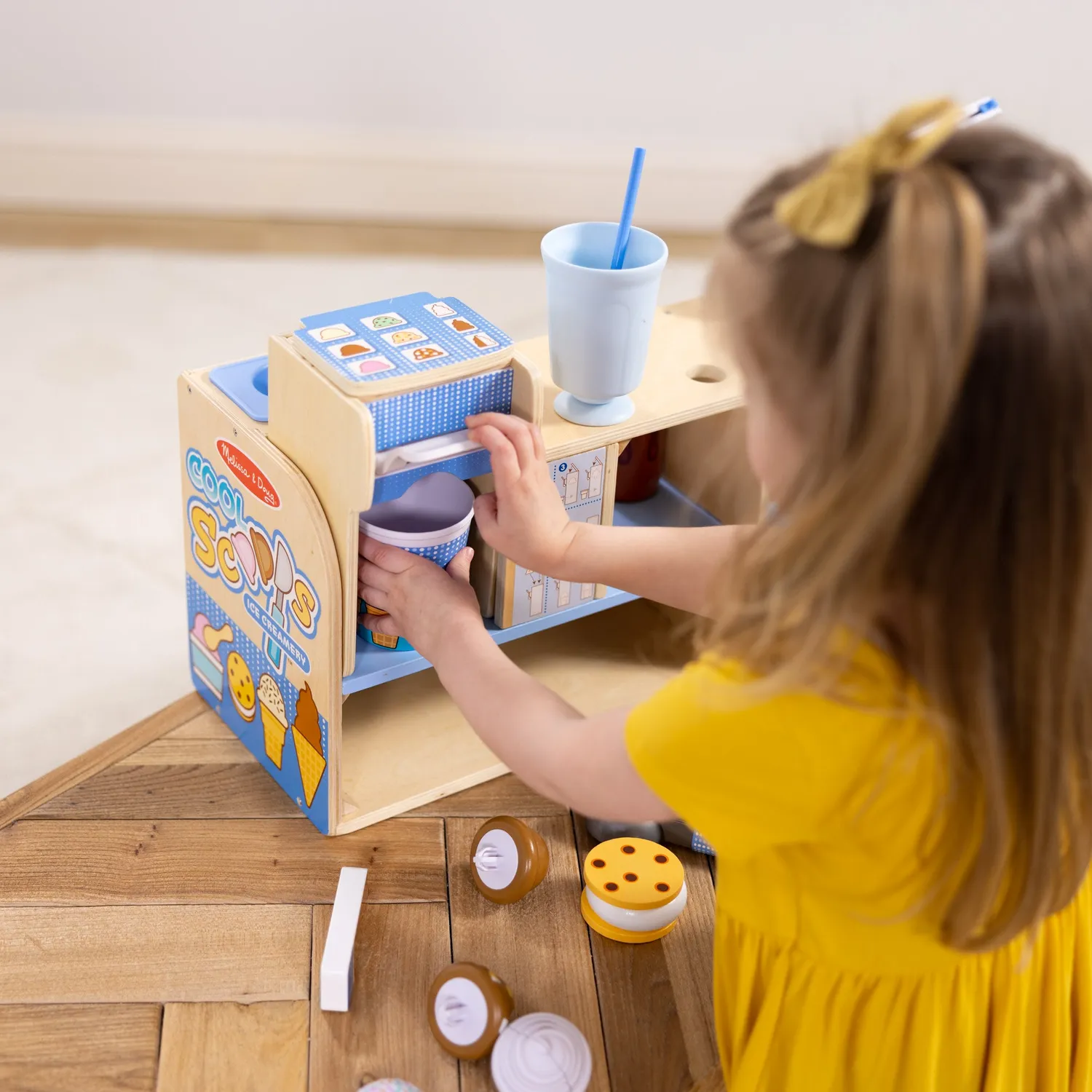 Melissa & Doug Cool Scoops Eisdiele Holz 42 Teile Eisladen