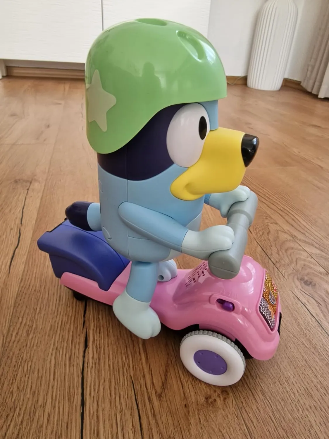 VTech Bluey Scooterabenteuer Spielzeug Deutsch ab 3 Jahren