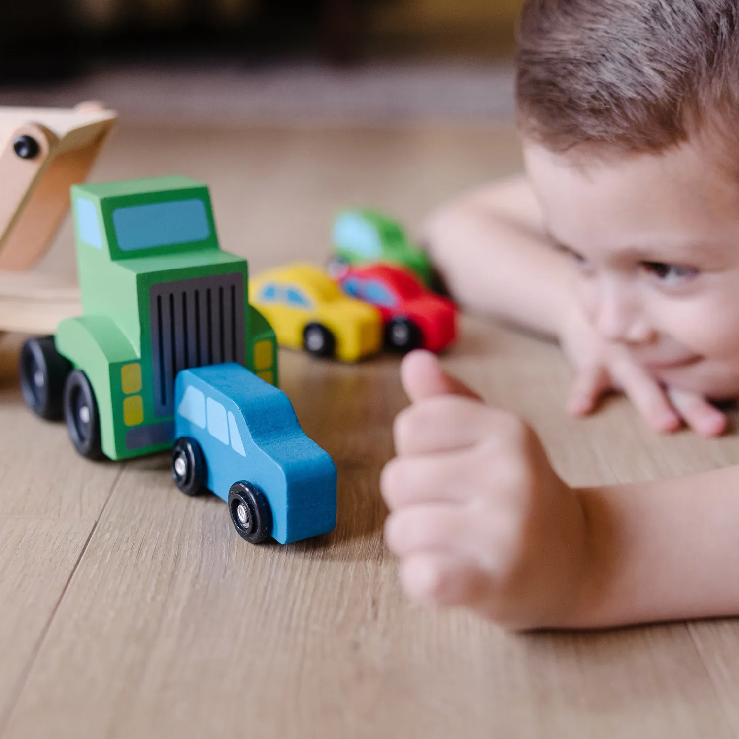 Melissa & Doug Wooden Car Carrier Autotransporter Holz 4 Autos