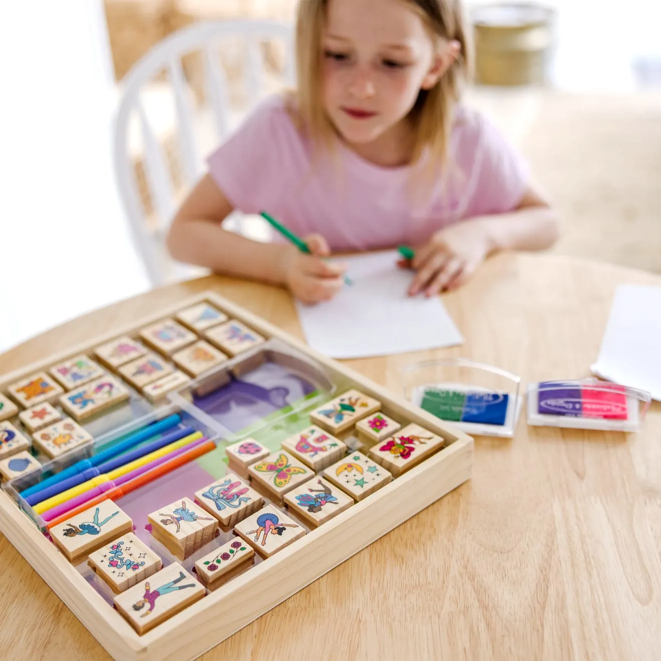 Melissa & Doug Deluxe Fairy Tale Holzstempel Set 38-teilig Märchen