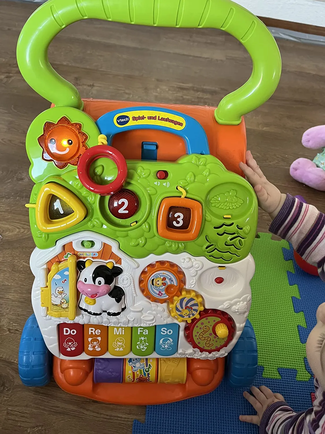 VTech Spiel- und Laufwagen Lauflernhilfe mit Spielboard