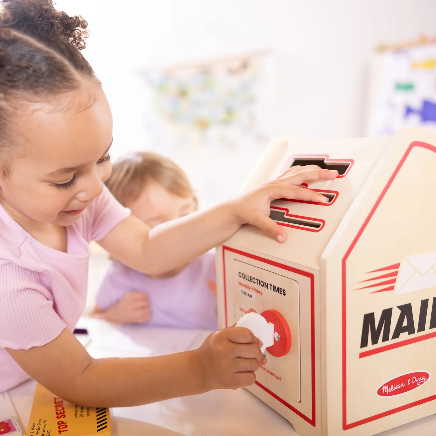 Melissa & Doug Stamp and Sort Mailbox Briefkasten Holz Set