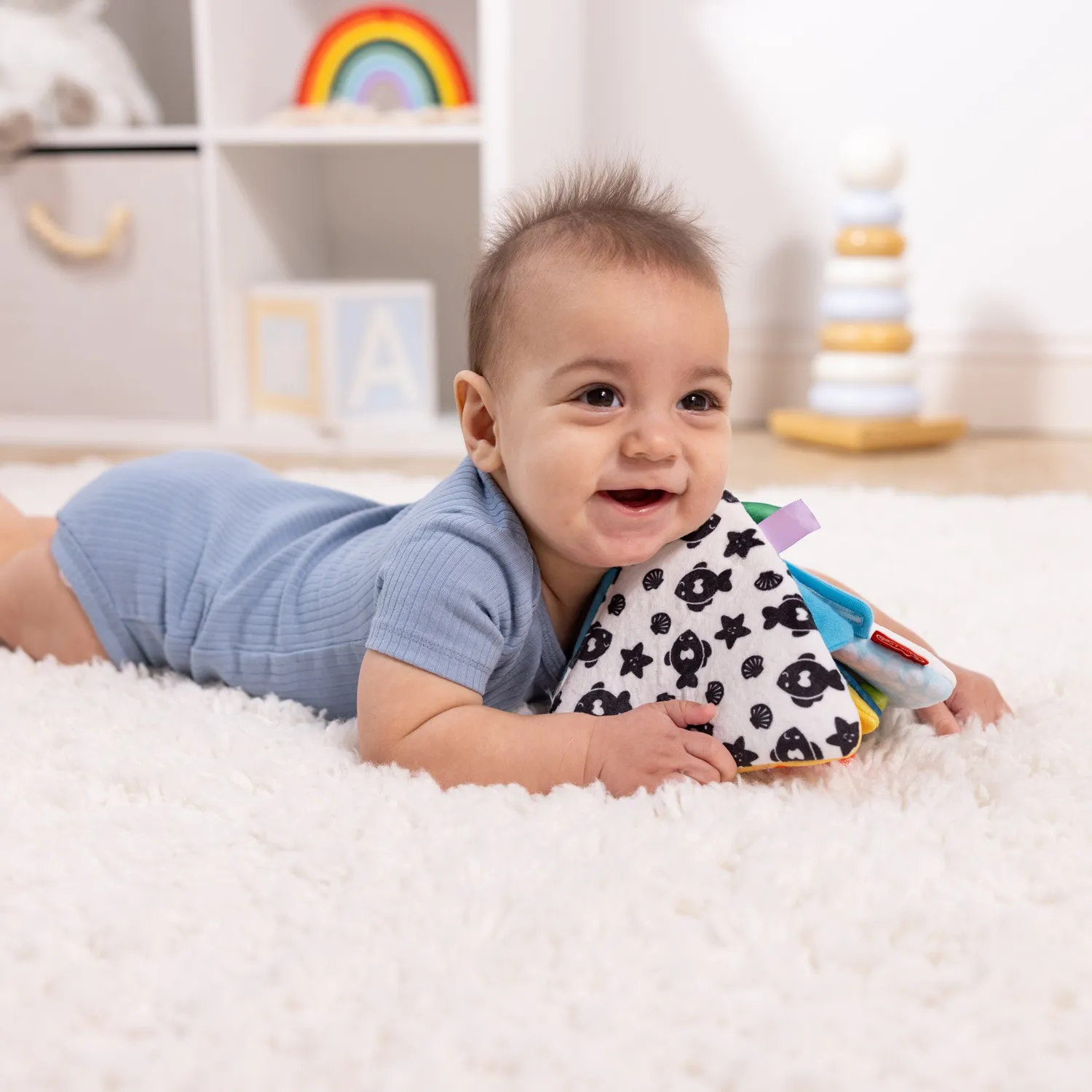 Melissa & Doug Ocean Tummy Time Triangle Bauchlagespielzeug