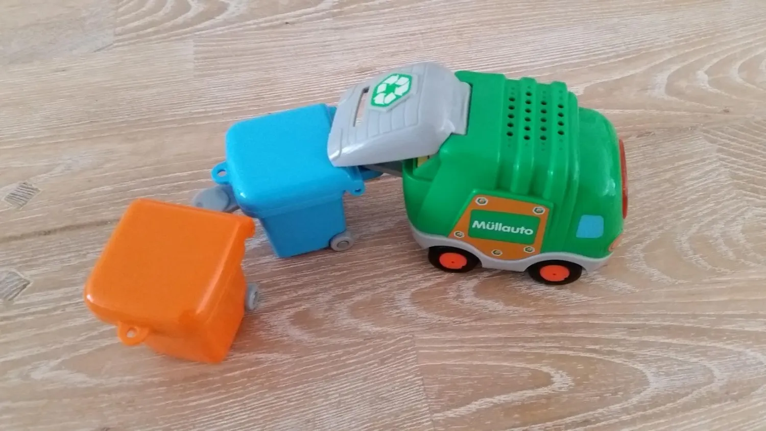 VTech Tut Tut Baby Flitzer Müllauto Spielauto grün mit Tonnen