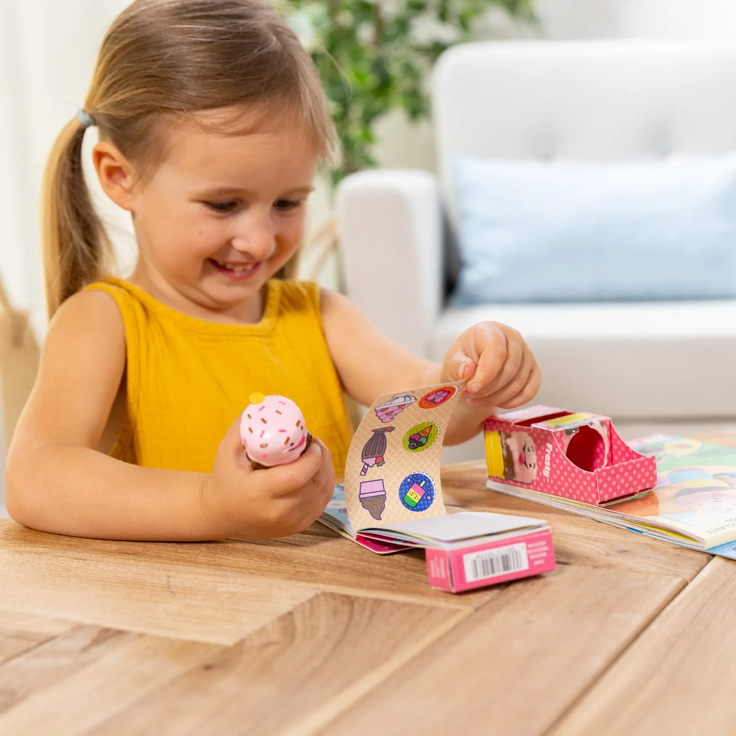 Melissa & Doug Sticker WOW! Ice Cream Sticker-Bundle 500 Sticker