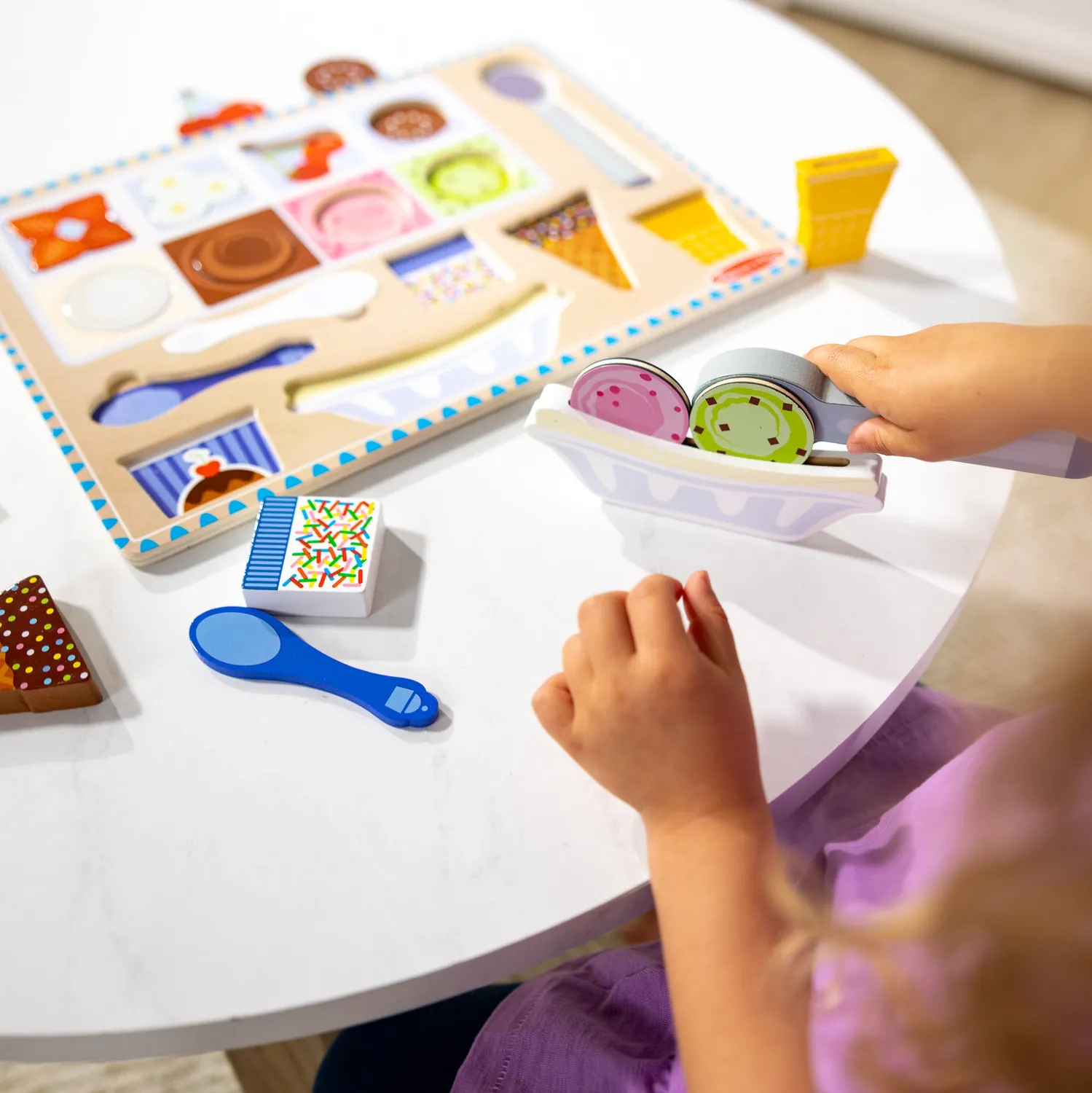 Melissa & Doug Ice Cream Magnetpuzzle Holz Eis 16-teilig
