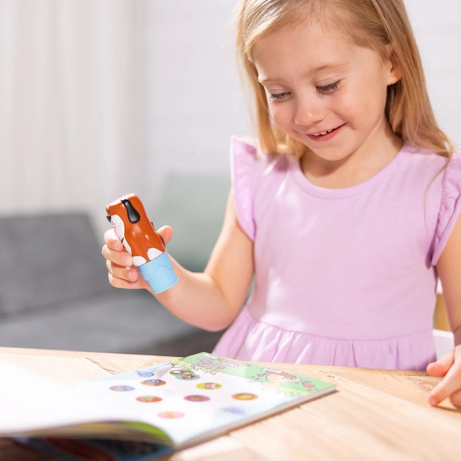Melissa & Doug Sticker WOW Dog Stempel-Set 500 Sticker mit Pad