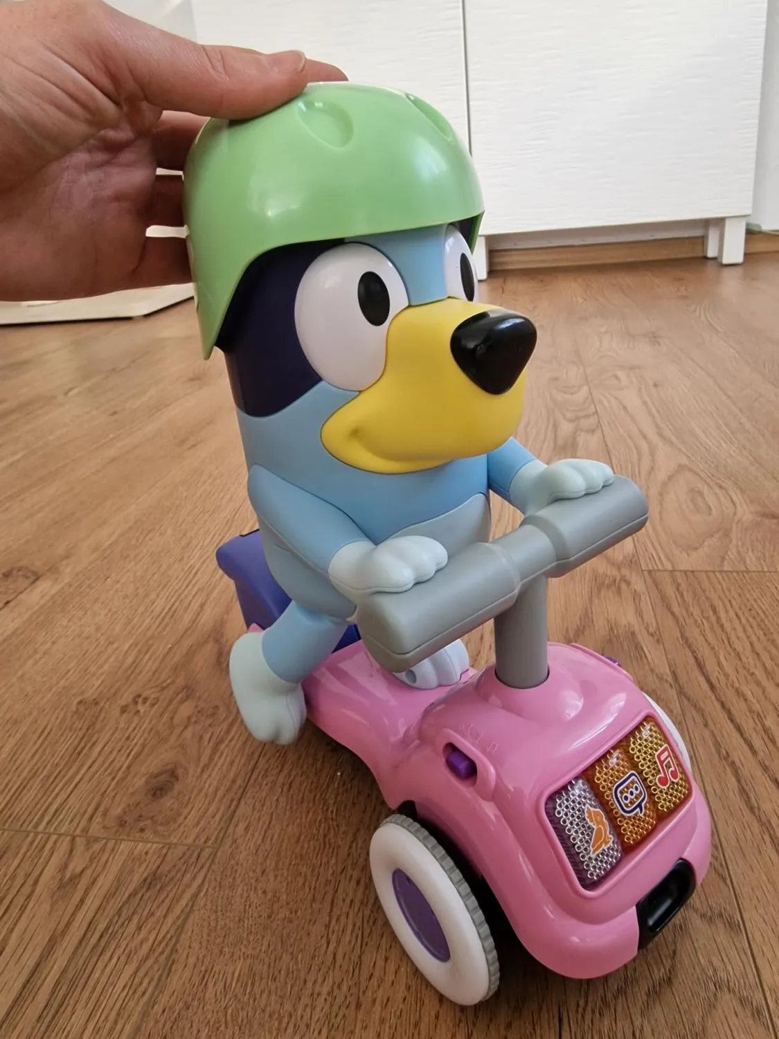 VTech Bluey Scooterabenteuer Spielzeug Deutsch ab 3 Jahren