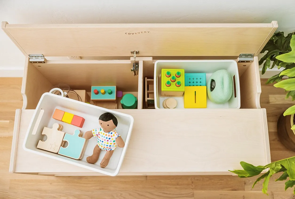 Lovevery Playshelf Spielzeugregal Birke 2-in-1