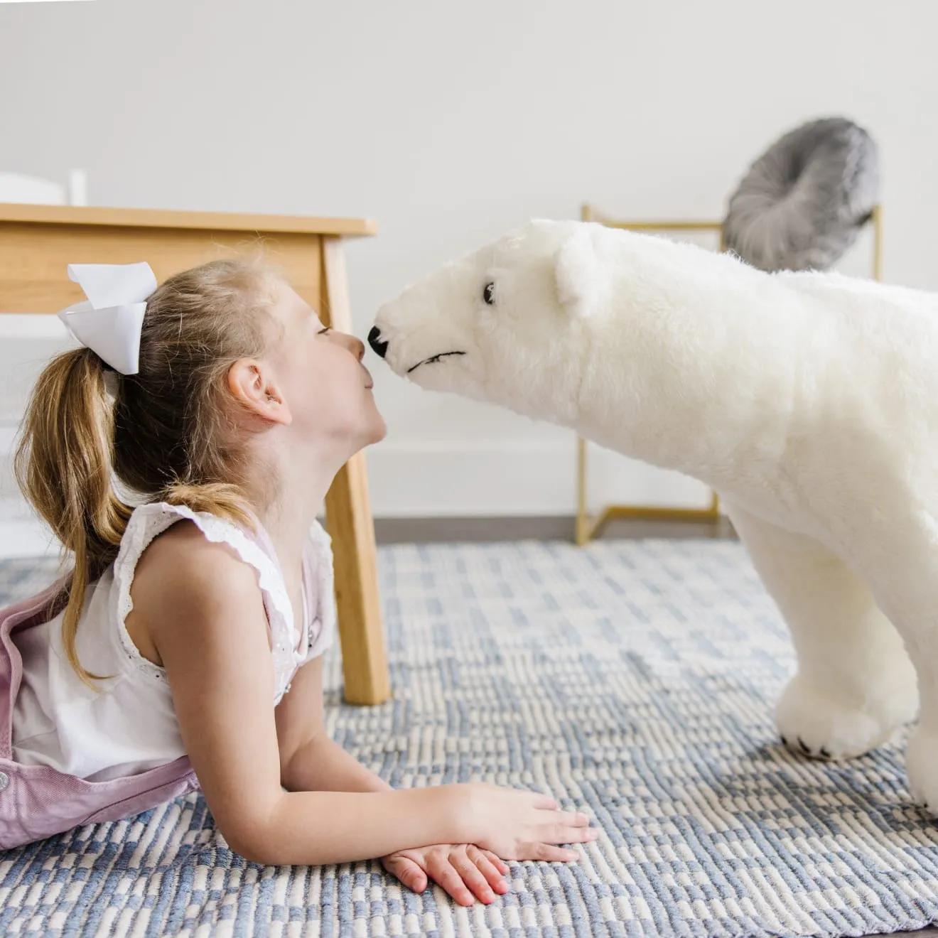 Melissa & Doug Riesen Plüschtier Eisbär weiß 90 cm
