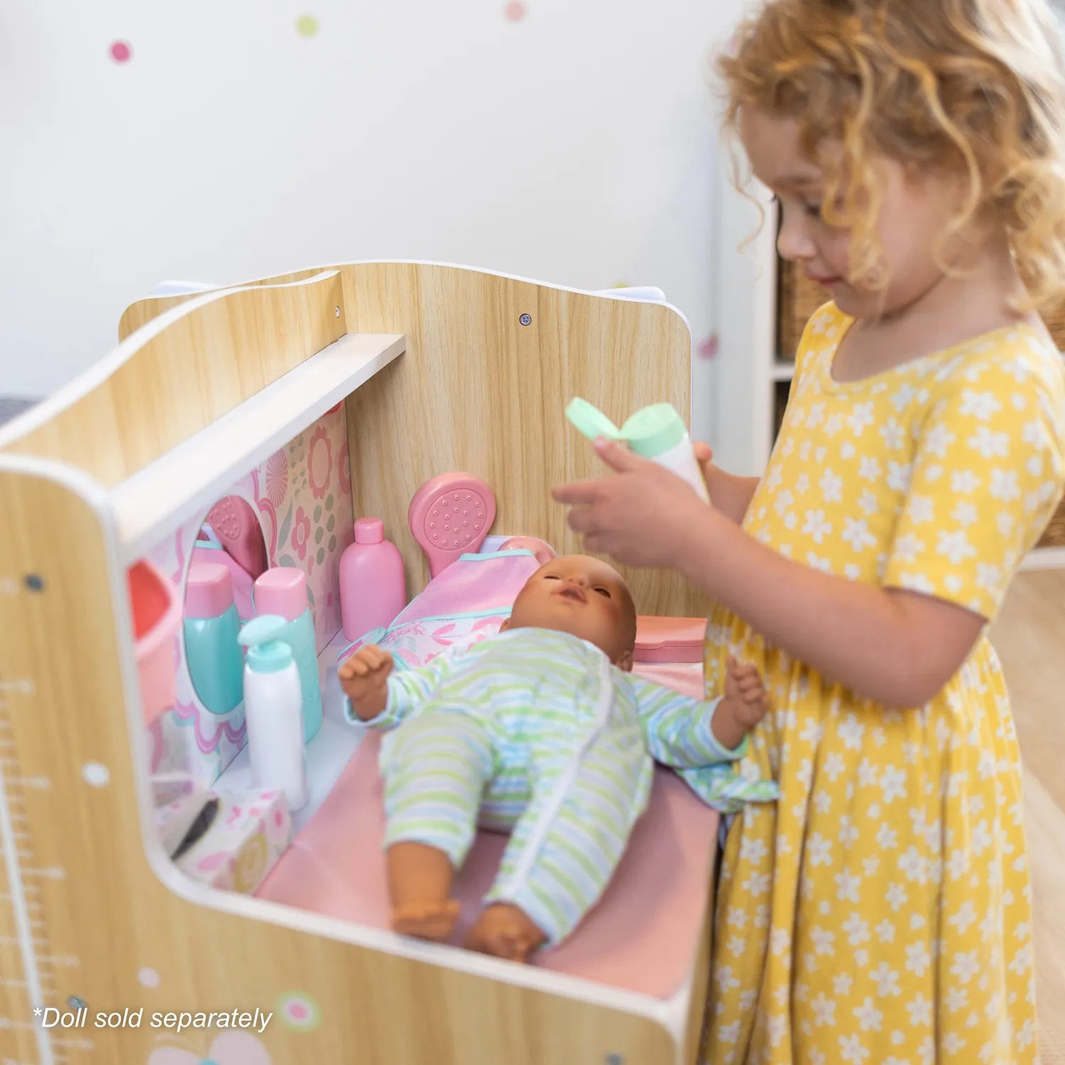 Melissa & Doug Baby Care Center Puppen Pflegestation Holz