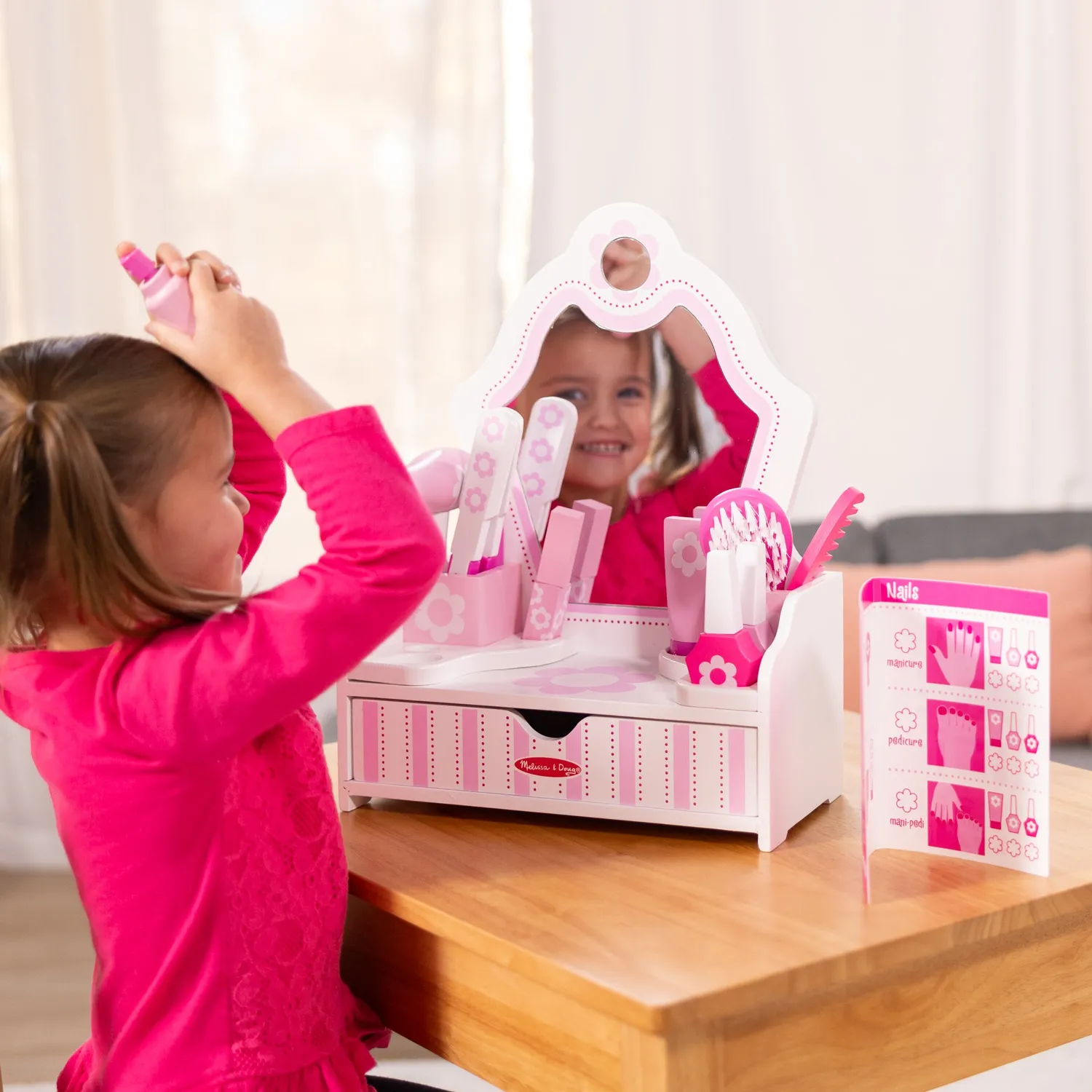 Melissa & Doug Beauty Salon Schminktisch Holz Spielset 18-teilig