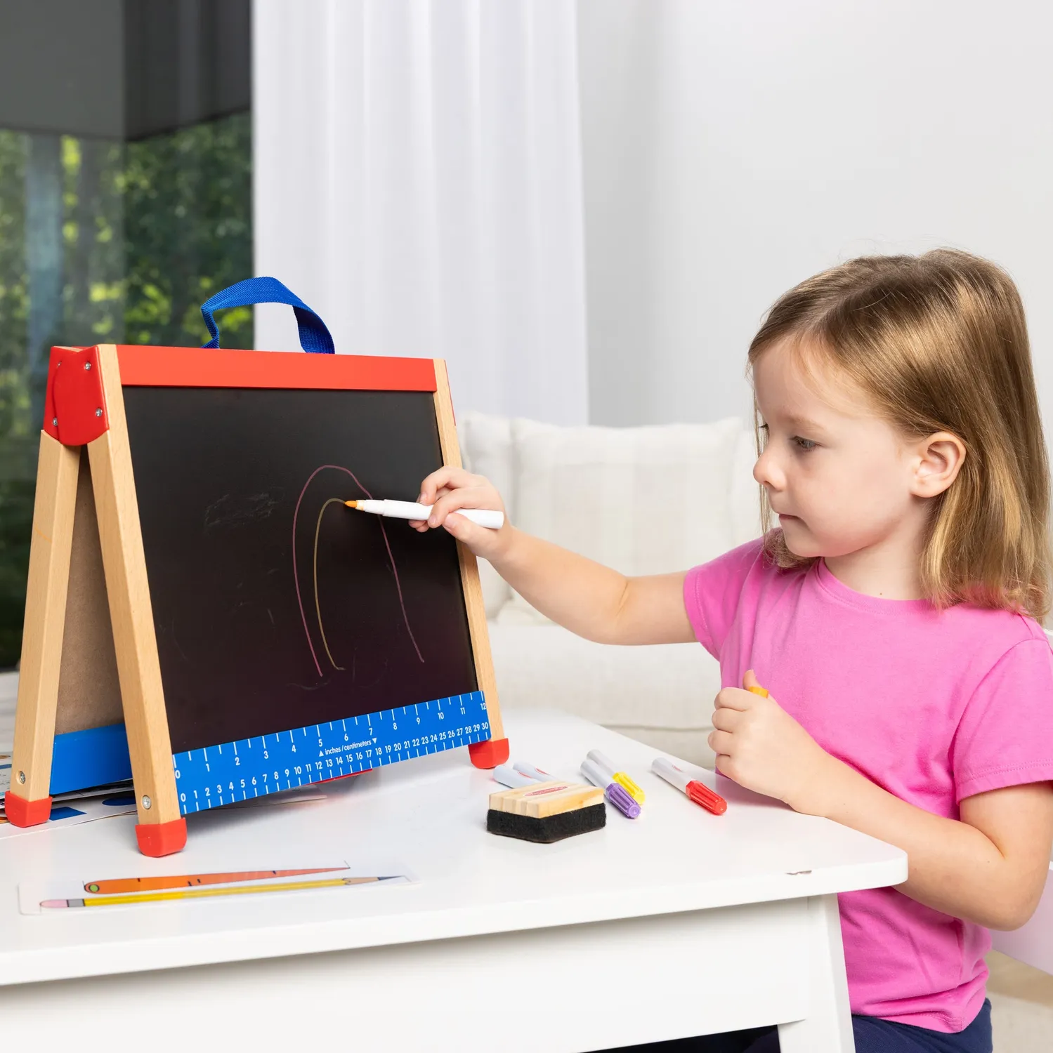 Melissa & Doug Take-Along Activity Staffelei Holz 2in1 Kreide