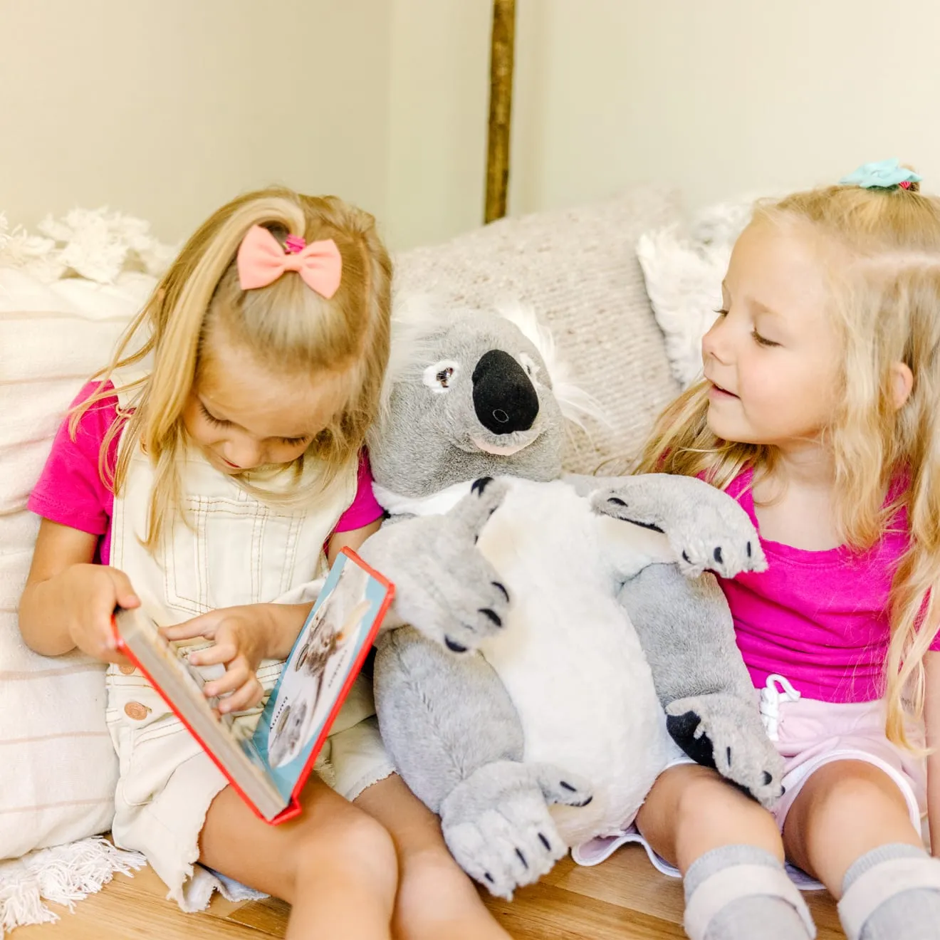 Melissa Doug Lifelike Plush Koala Plüschtier 35 cm grau