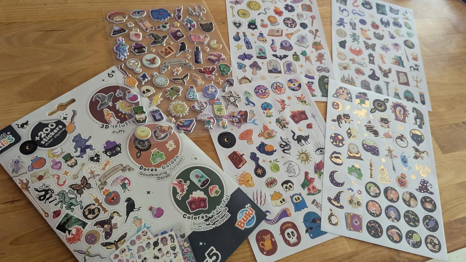 Buki France FK020 Stickertasche 200 Märchen A5 Gold