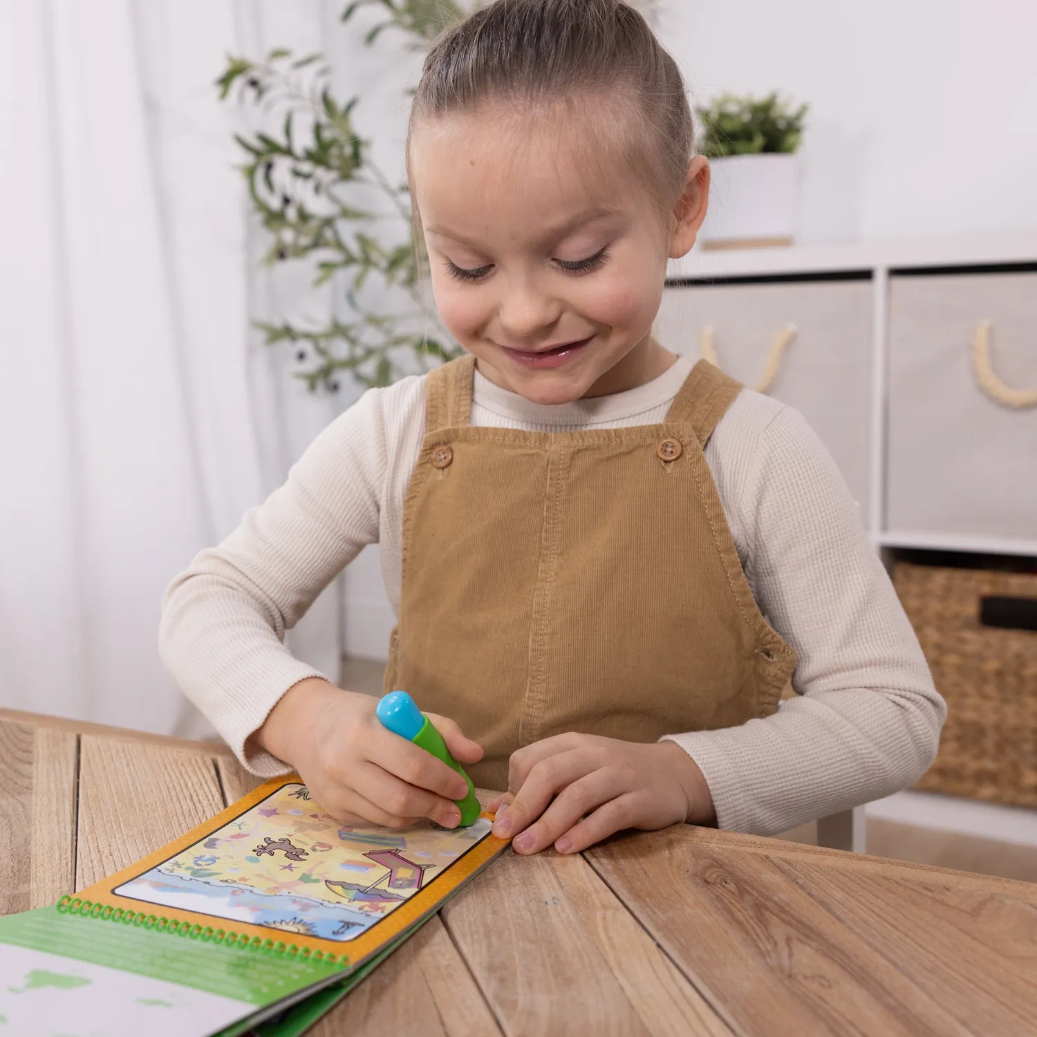 Melissa & Doug Water Wow! Seasons Wassermalbuch 4 Seiten wiederverwendbar
