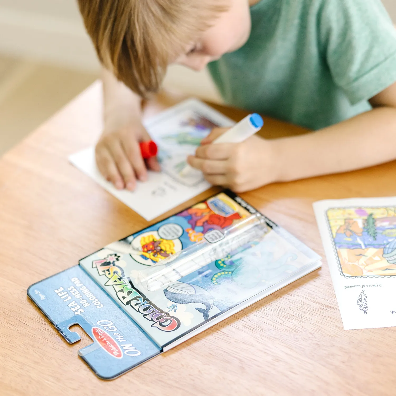 Melissa & Doug On the Go ColorBlast Sea Life Malbuch Zauberstift