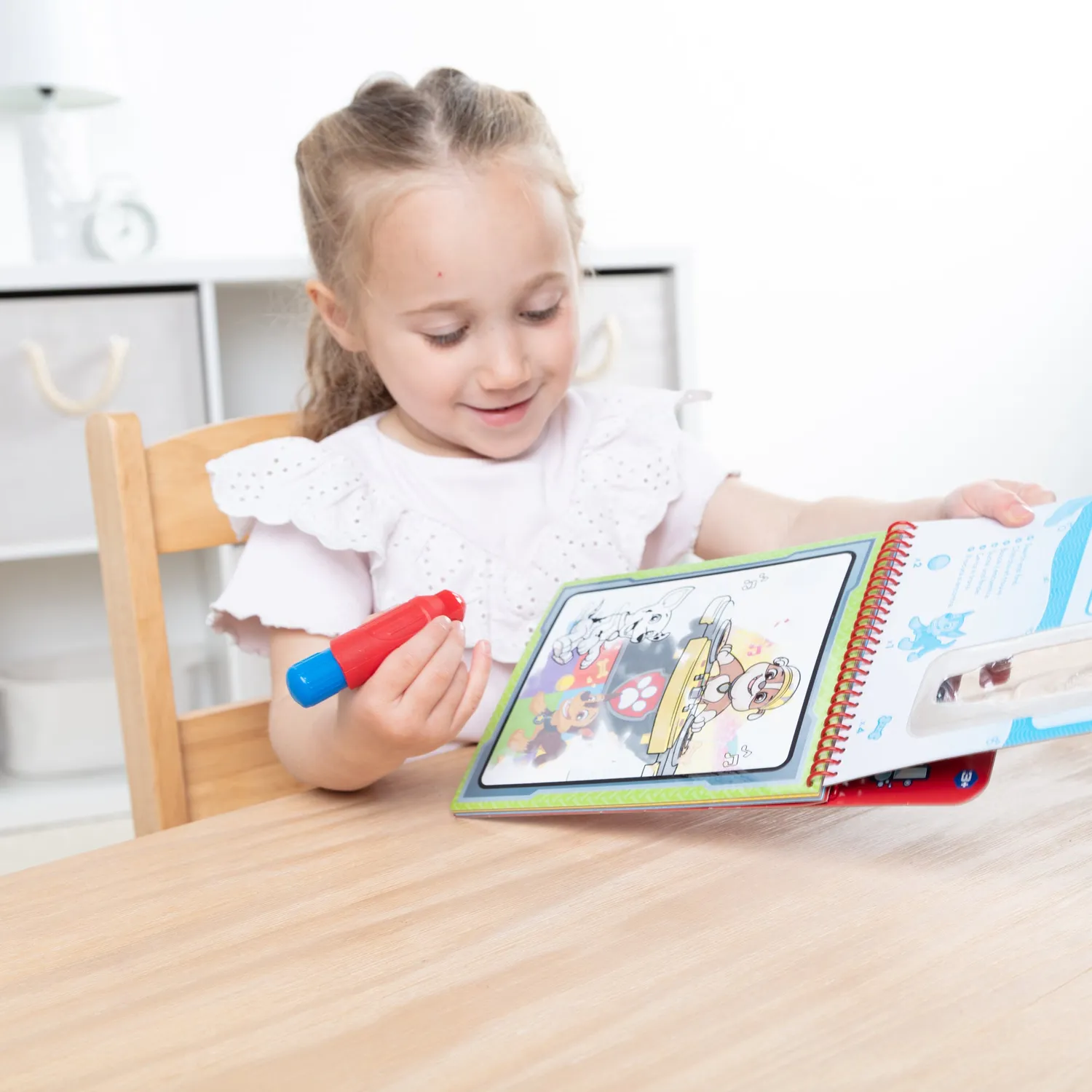 Melissa & Doug Water Wow Marshall Malbuch mit Wasserstift