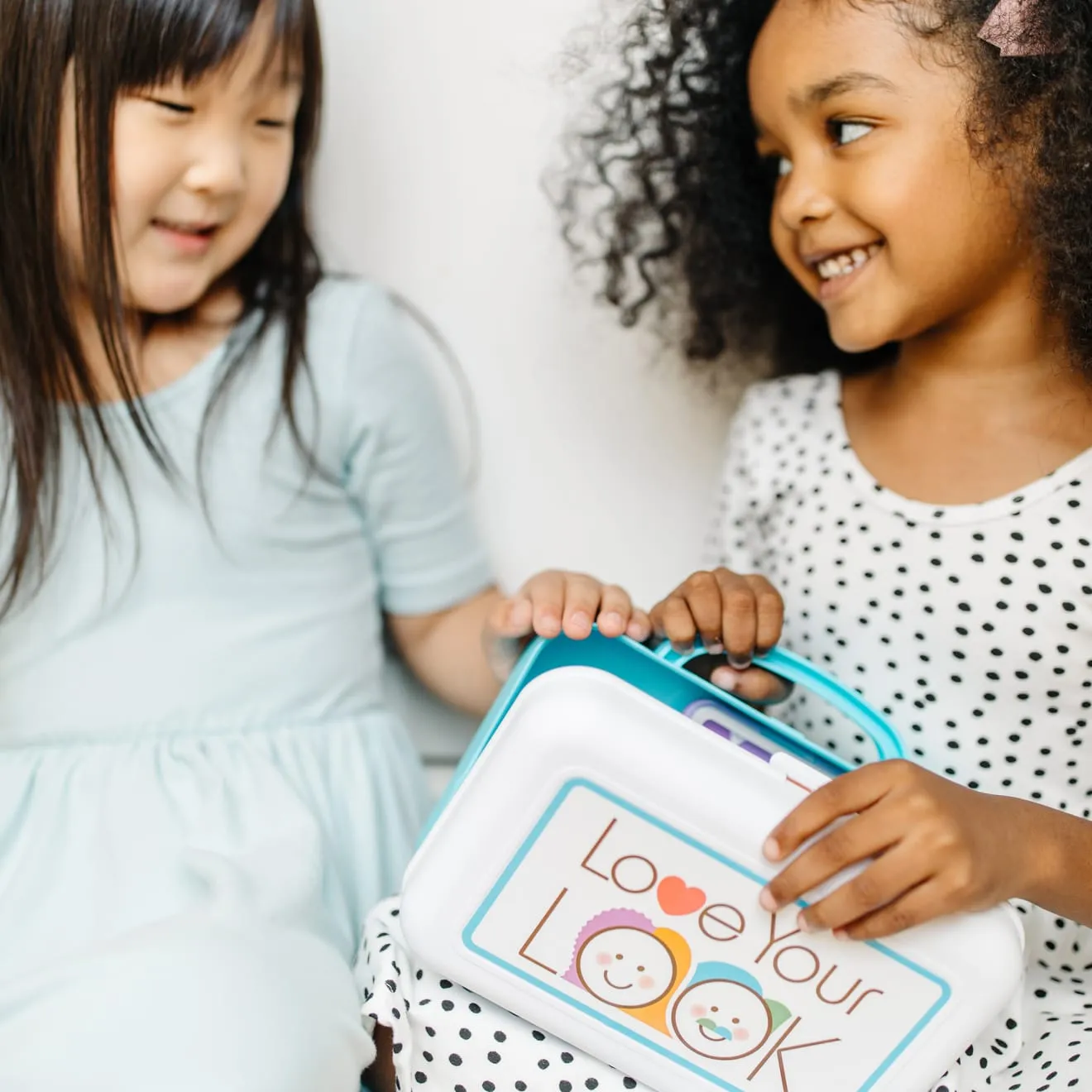 Melissa & Doug Love Your Look Schminkset Spielzeug 16-teilig