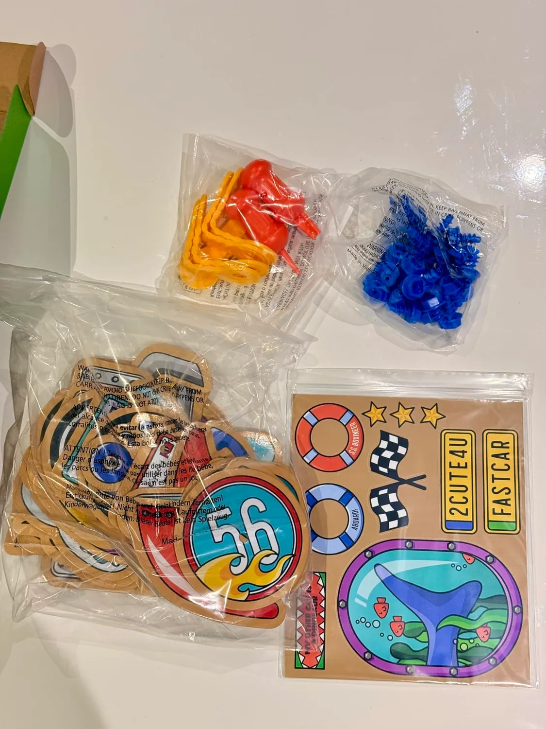 Learning Resources Boxineers Pappfahrzeuge Bastelset ab 5 Jahren
