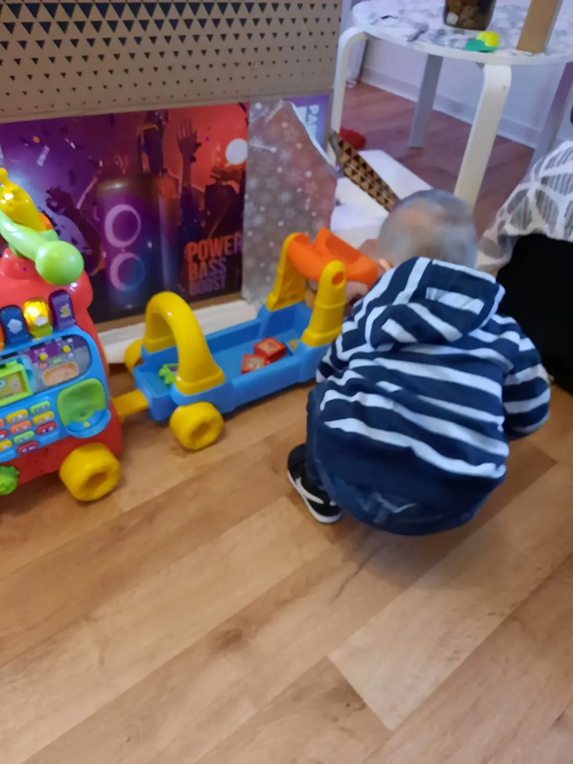 VTech Baby ABC-Eisenbahn Lauflernwagen 12-36 Monate interaktiv