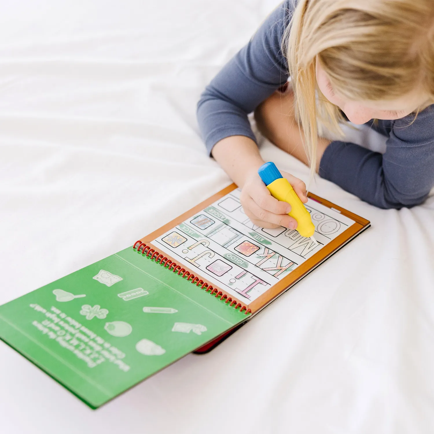 Melissa & Doug Water Wow Alphabet Wassermalbuch